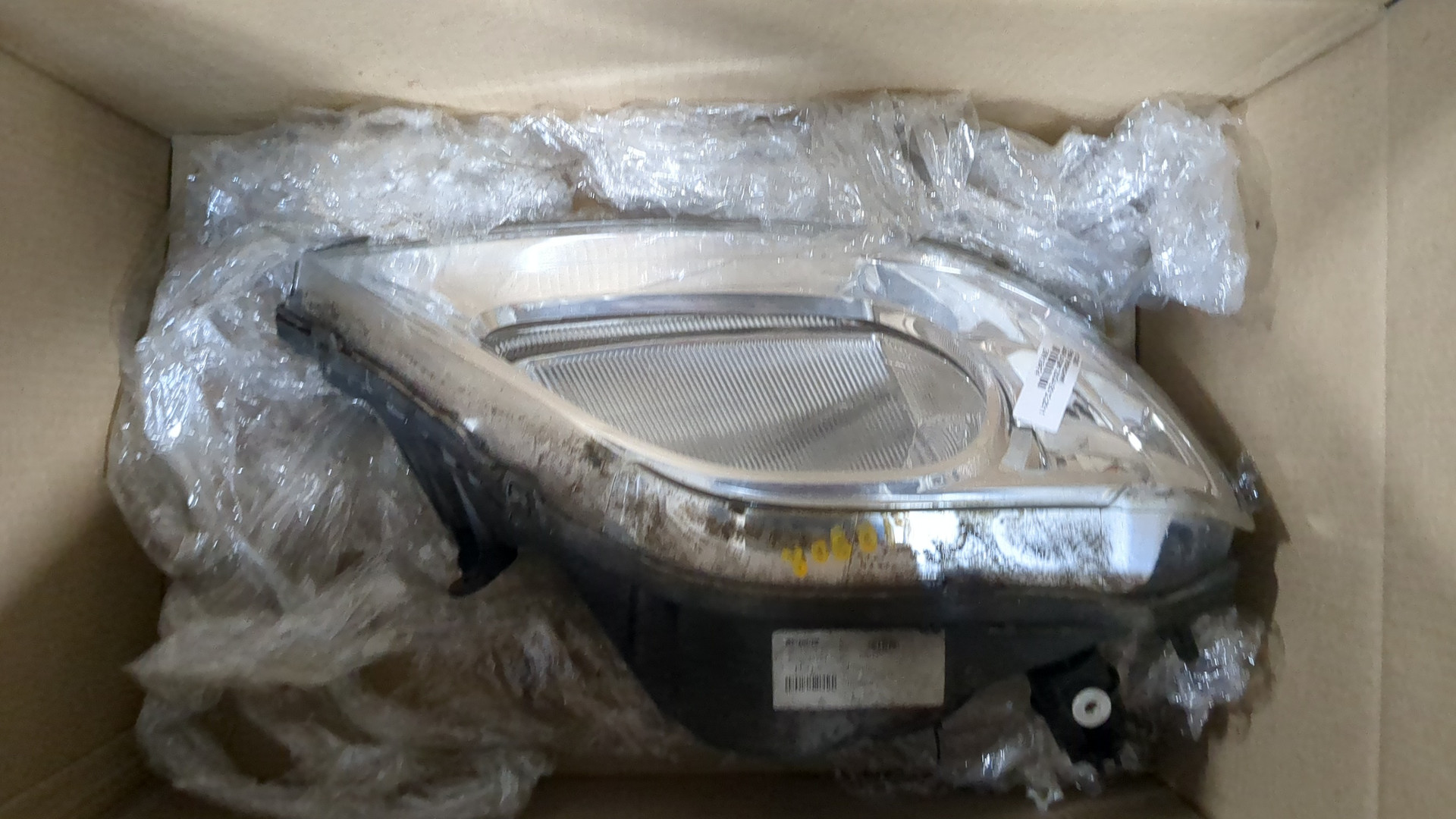 Фара правая