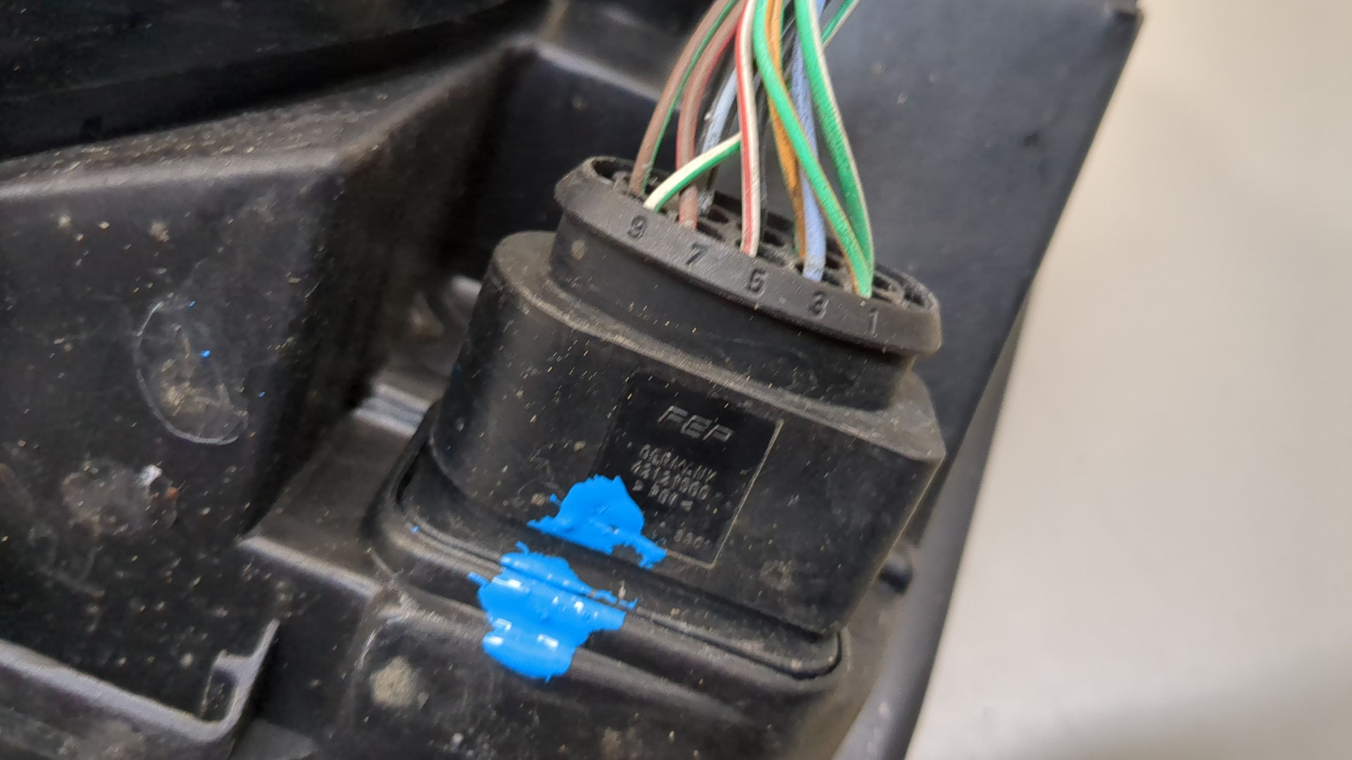 Фара правая