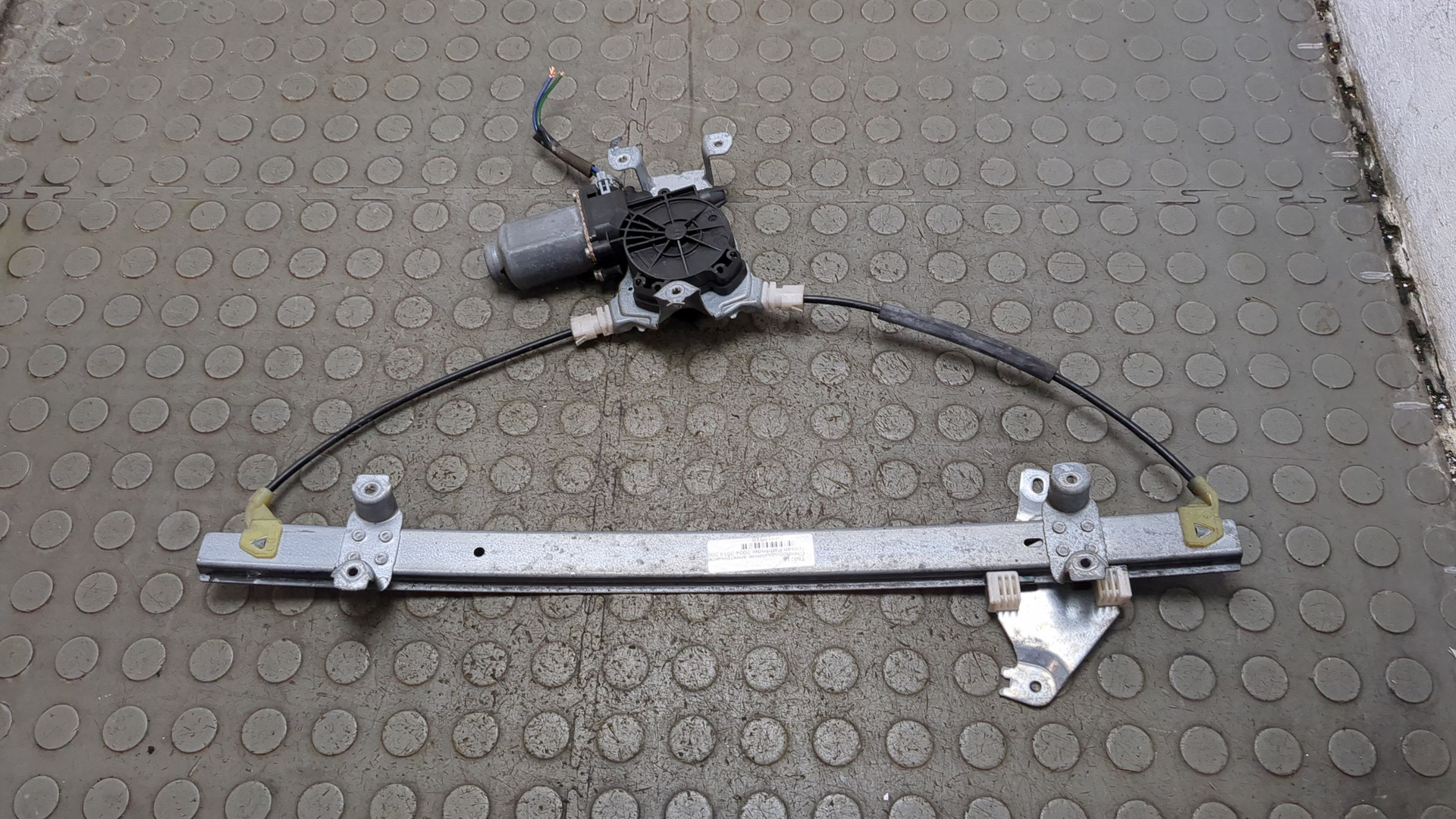 Стеклоподъемник электр. передний левый