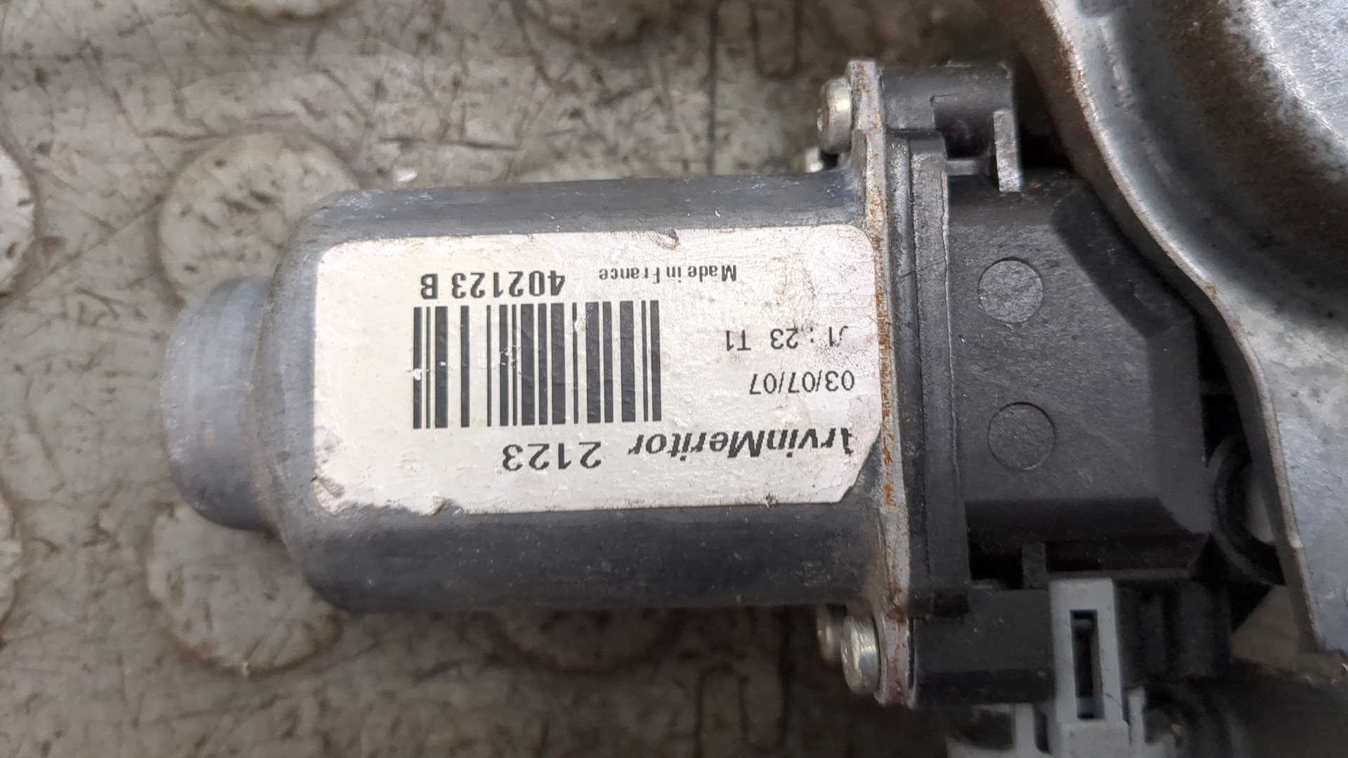 Стеклоподъемник электр. передний левый