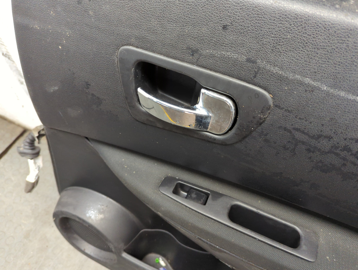 Дверь задняя правая