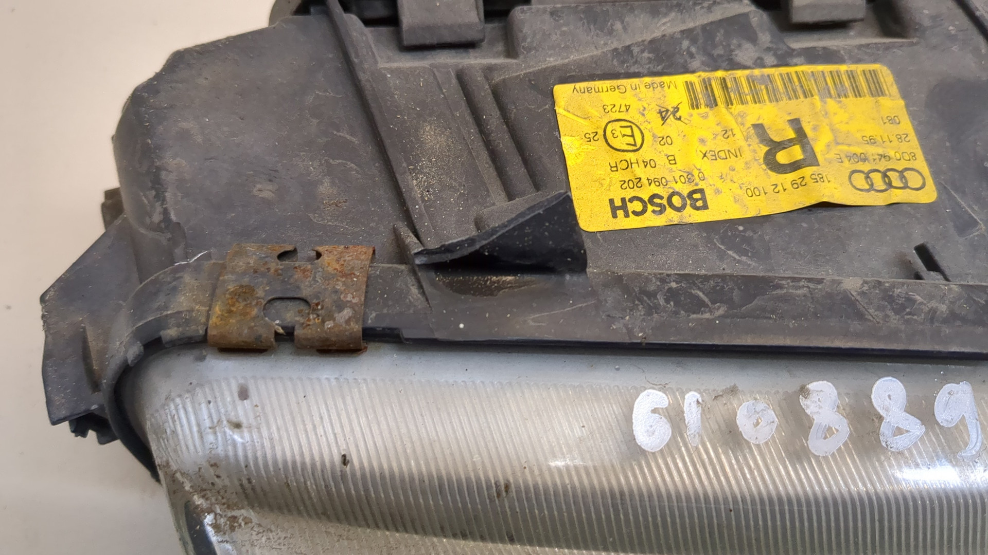 Фара правая