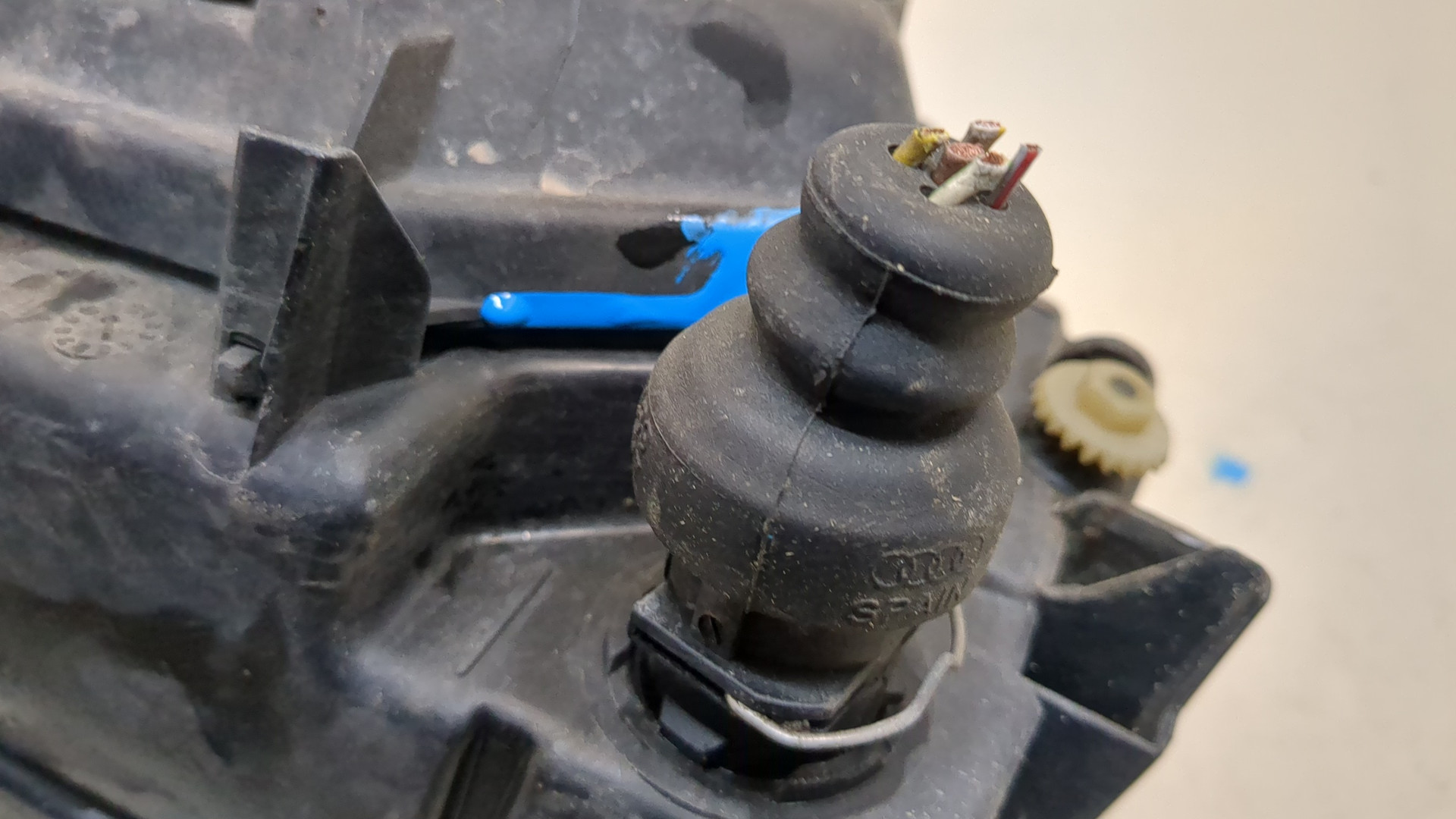 Фара правая