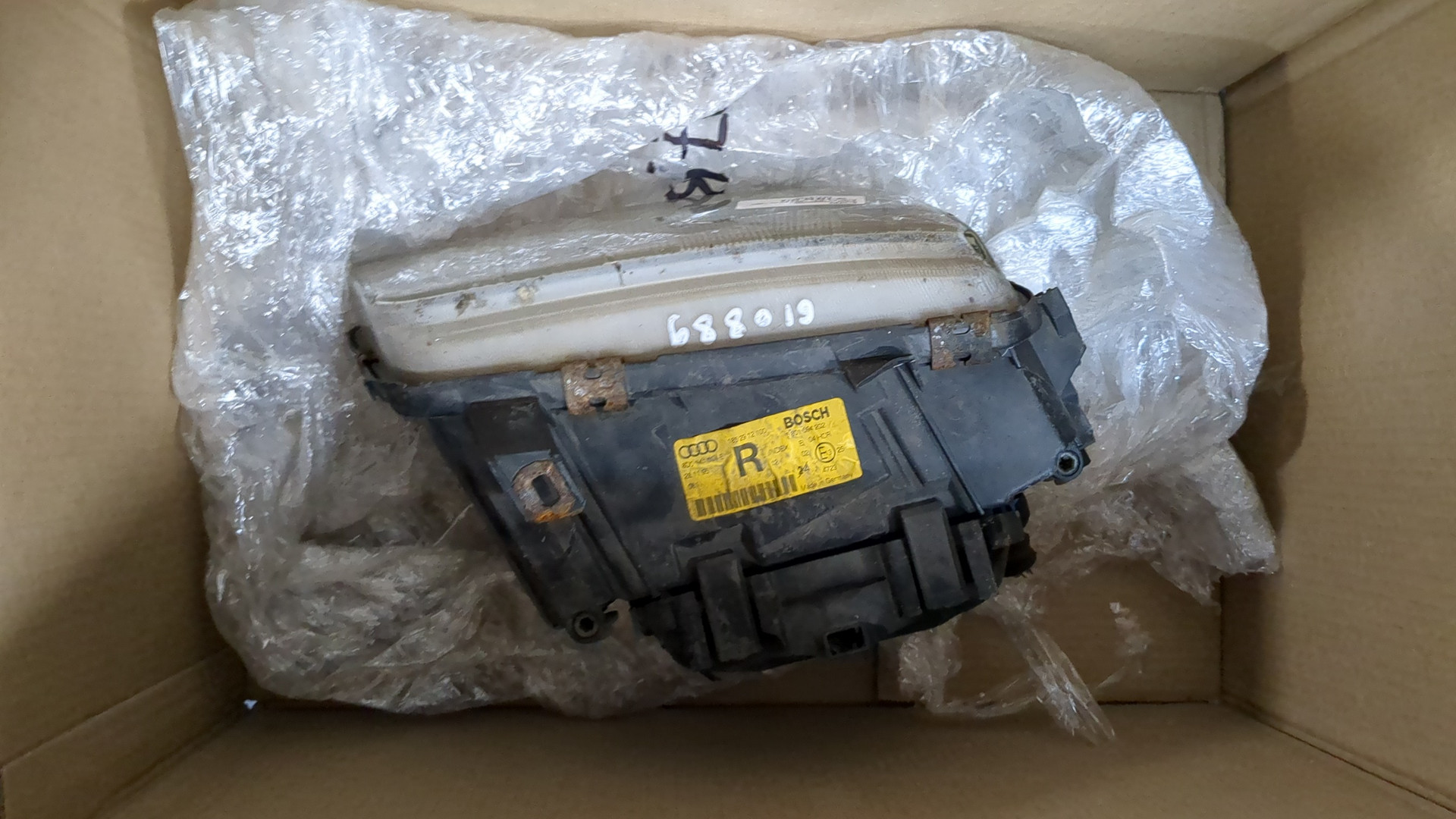 Фара правая