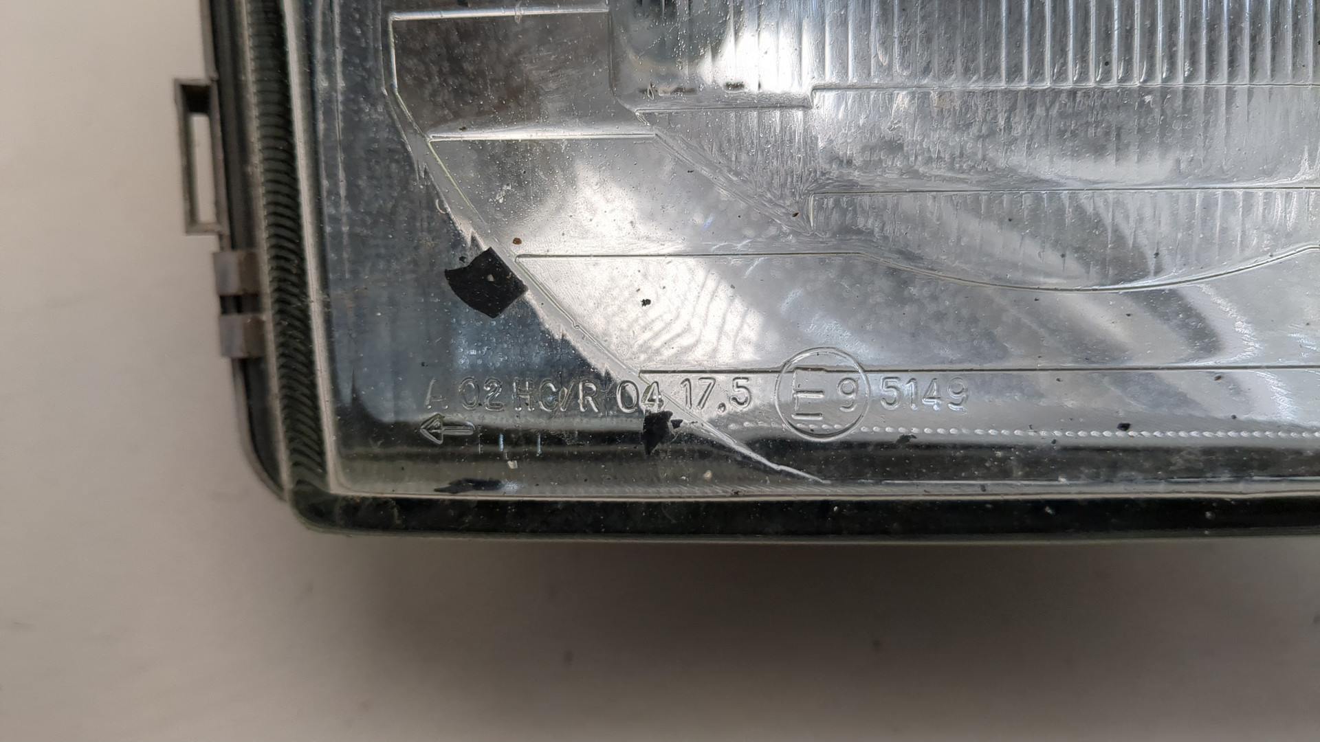 Фара правая