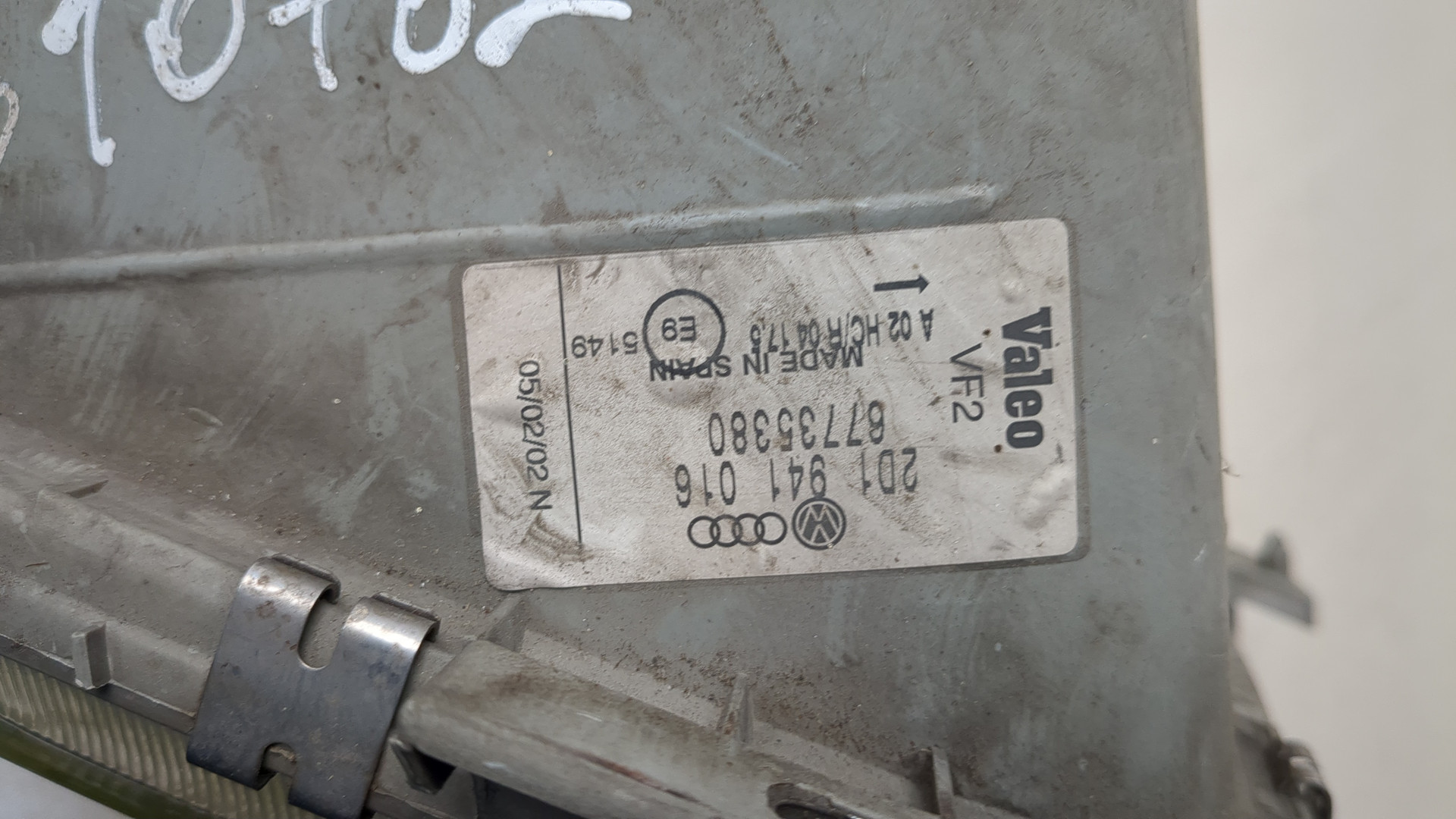 Фара правая