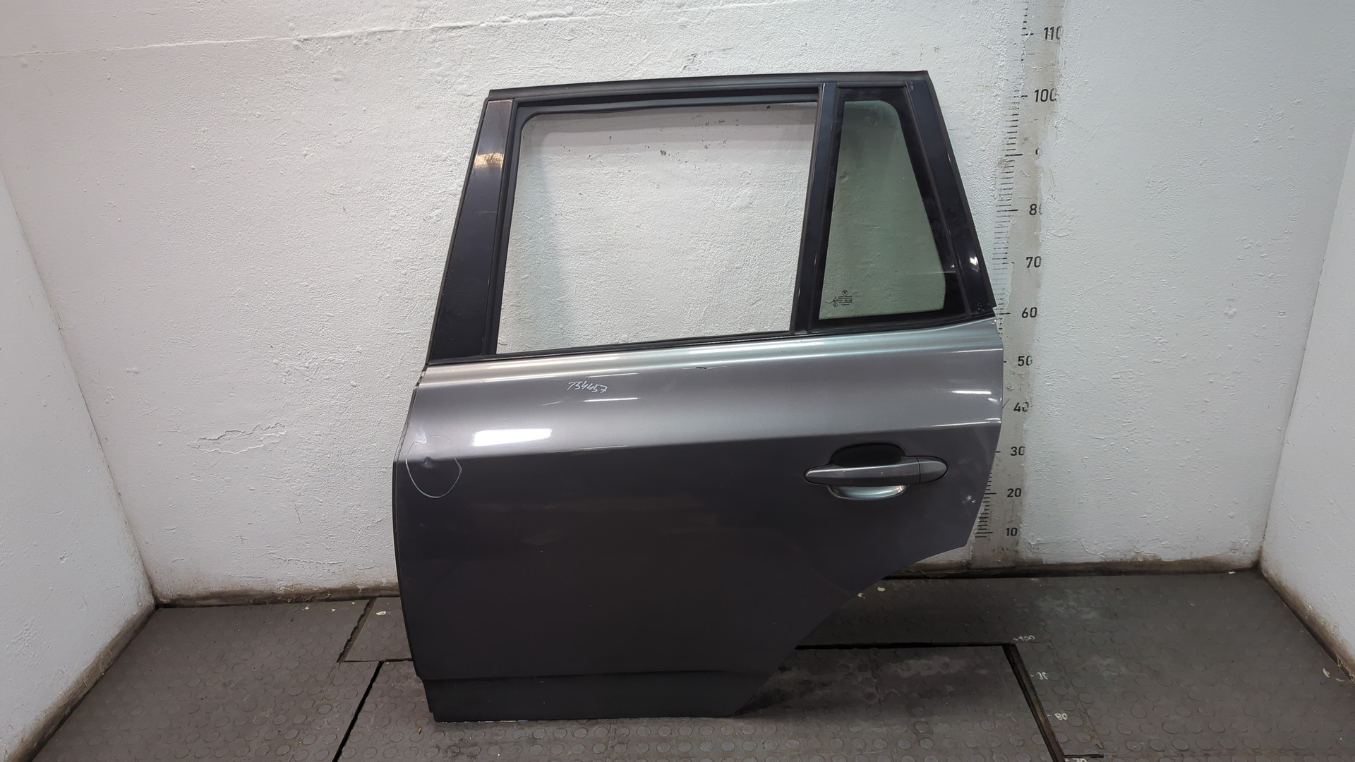 Дверь задняя левая