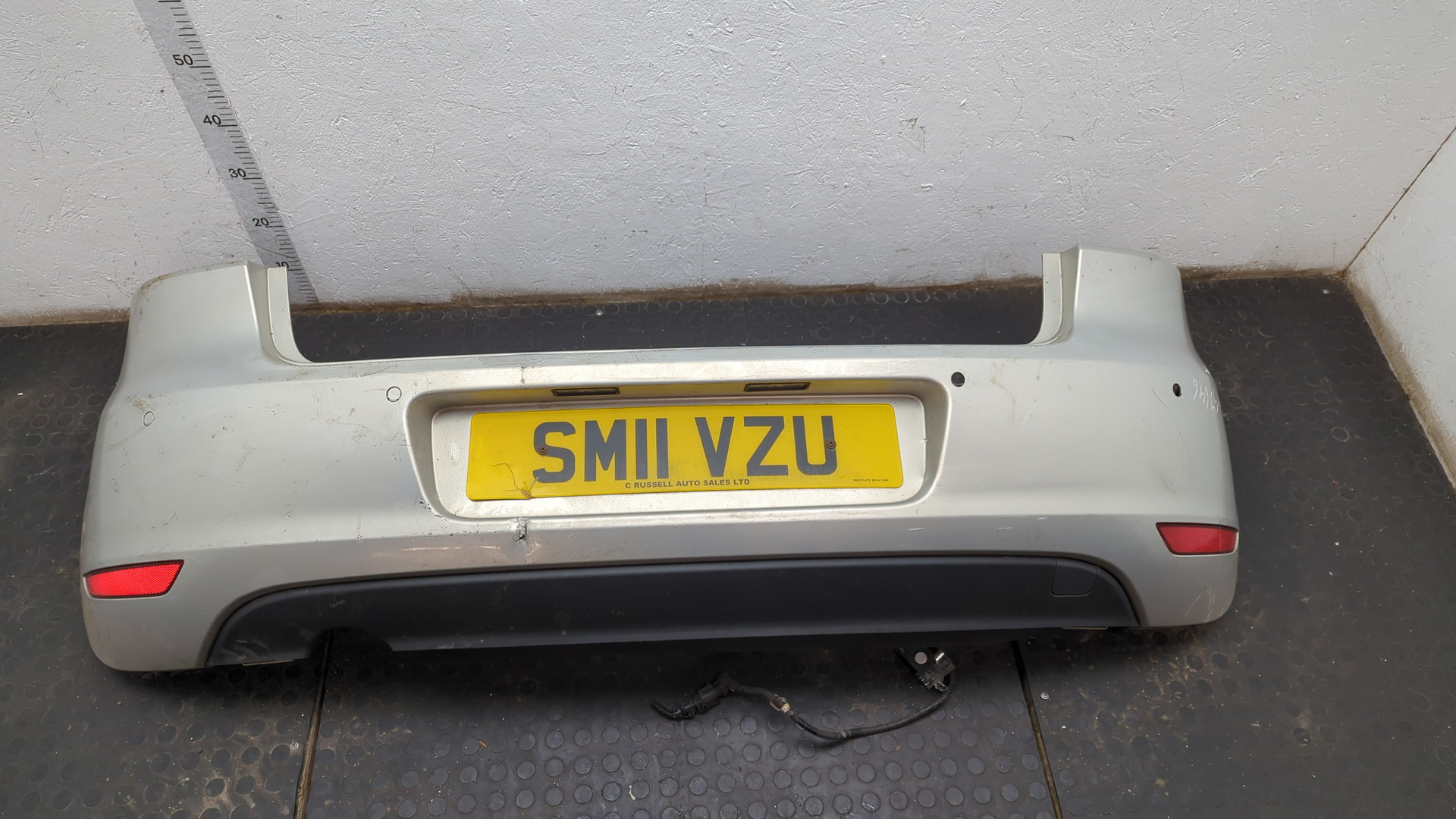 Бампер задний