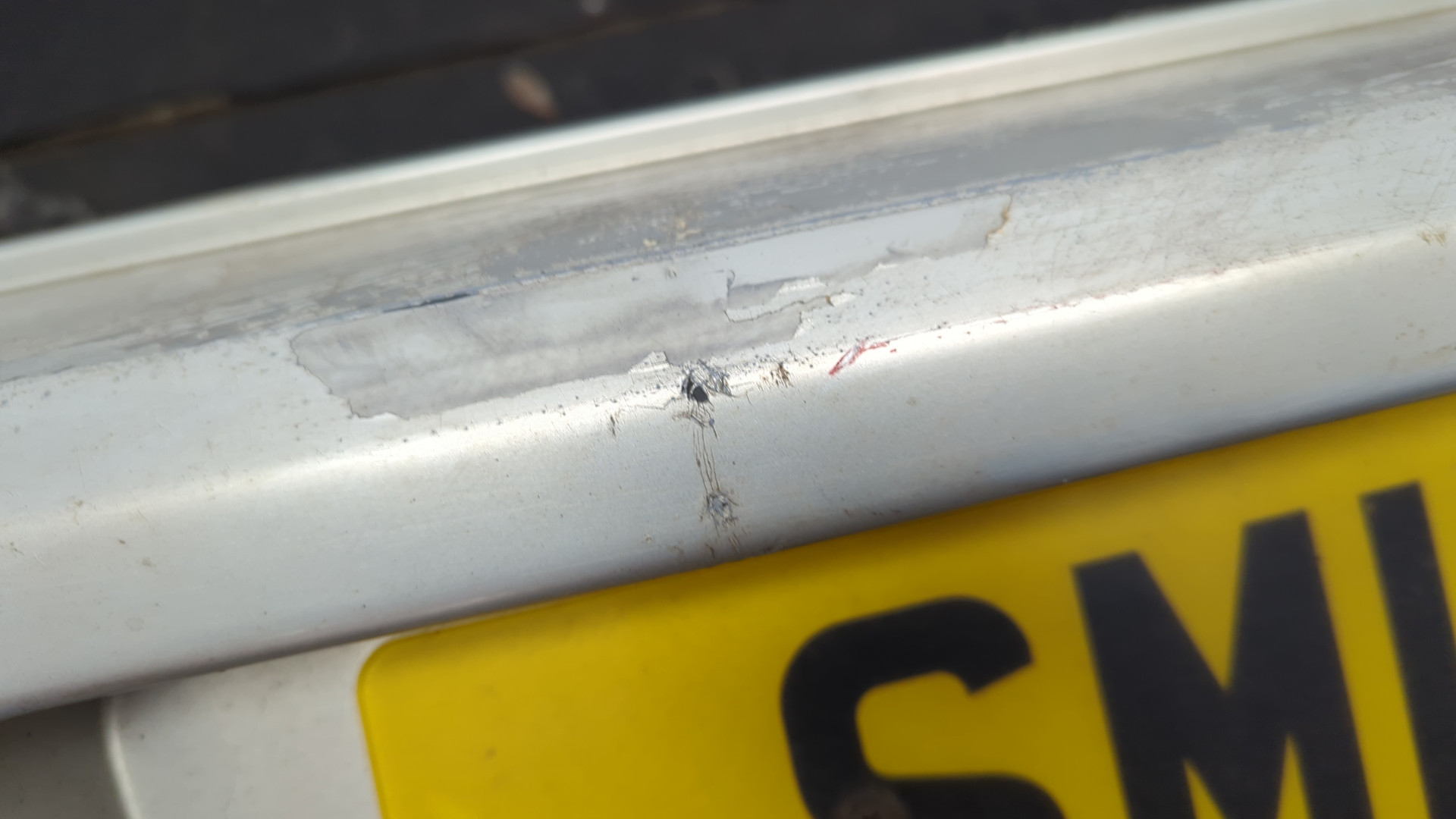 Бампер задний