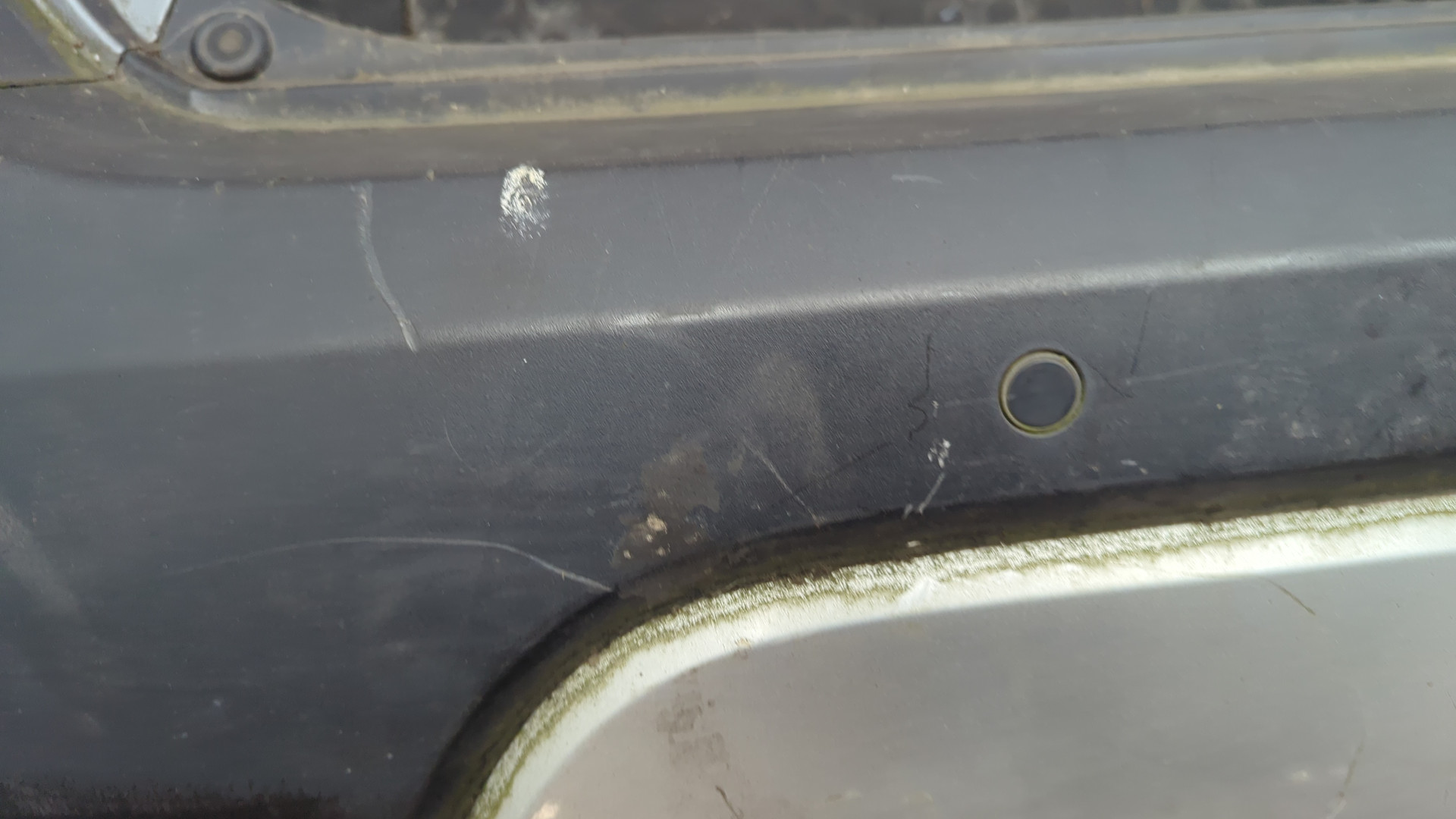 Бампер задний