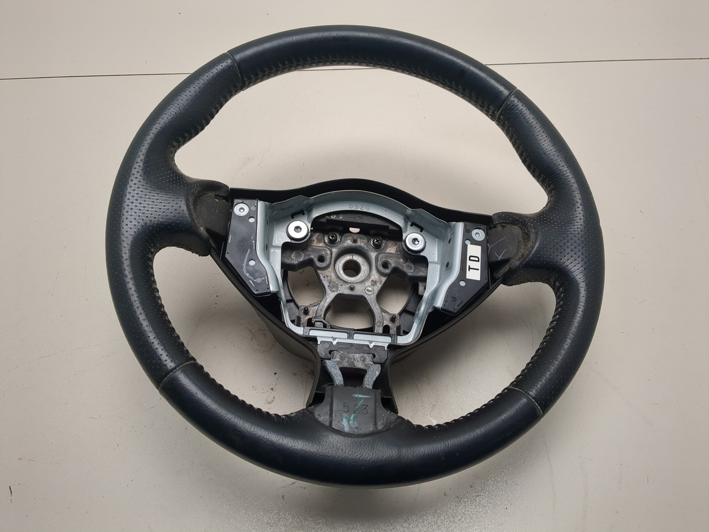 Рулевое колесо (руль)