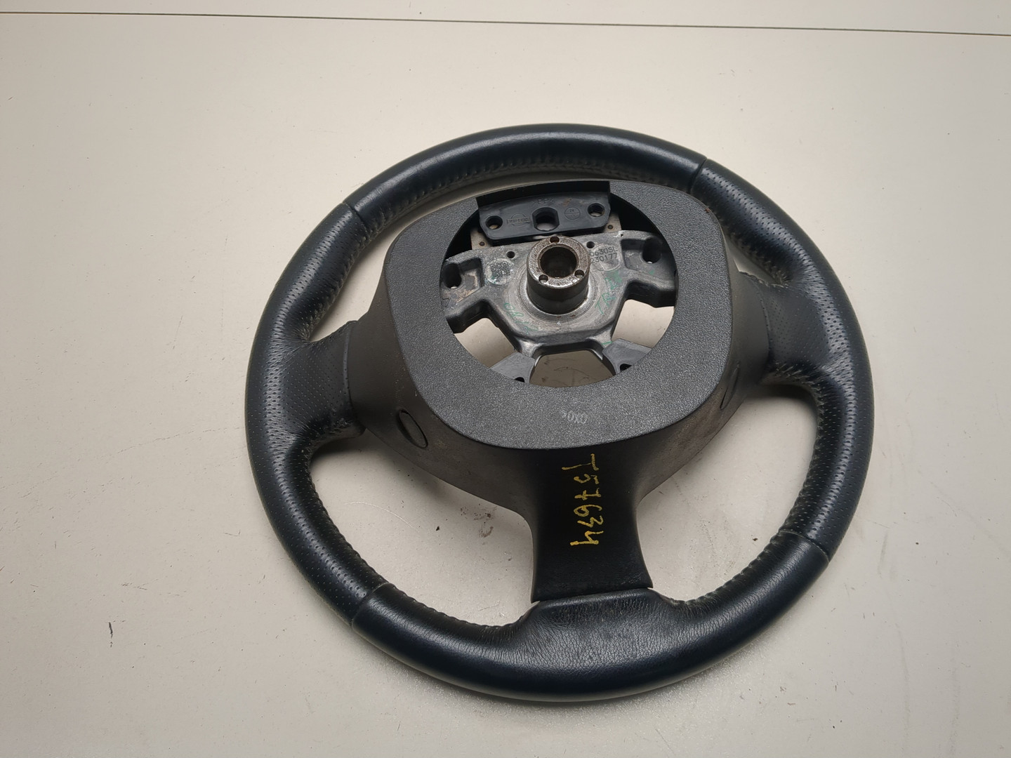 Рулевое колесо (руль)