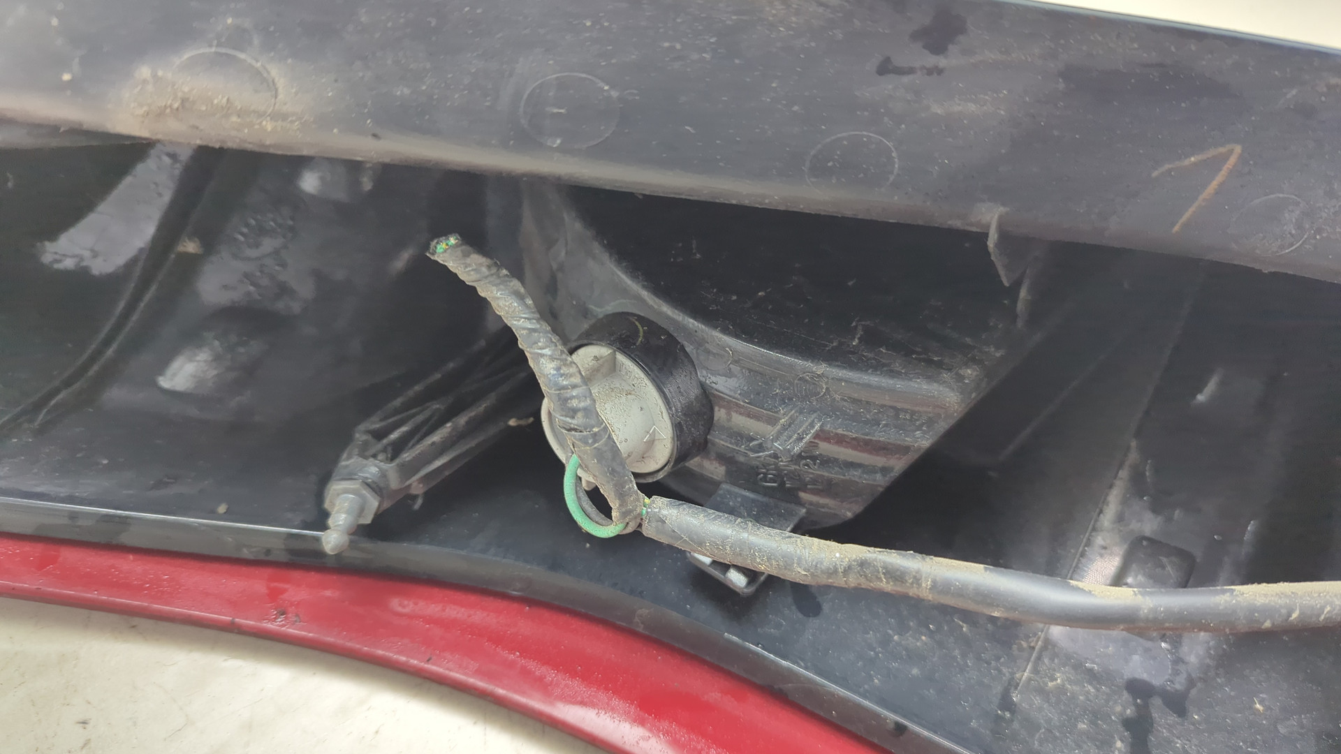 Фонарь задний правый