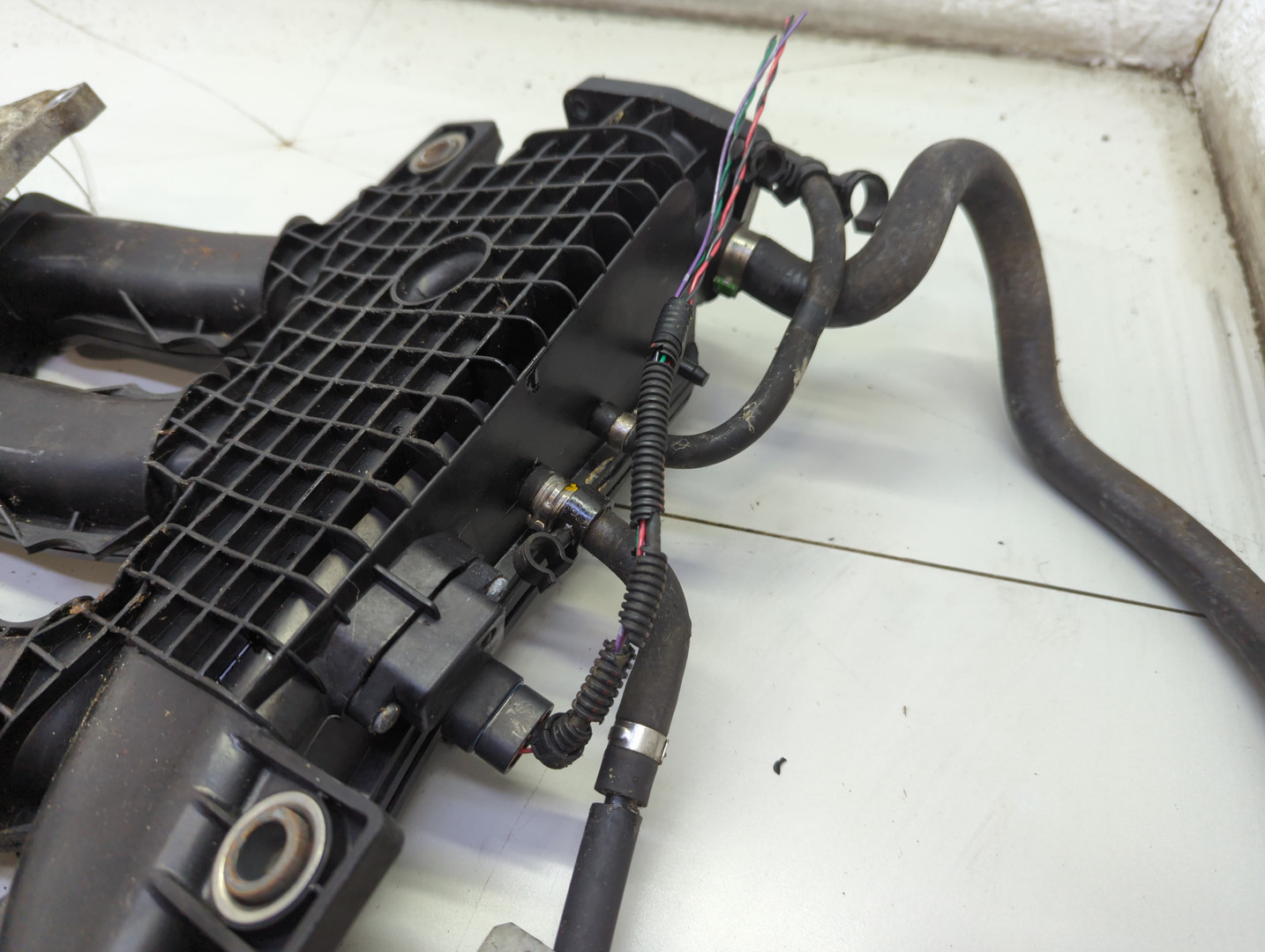 Коллектор впускной