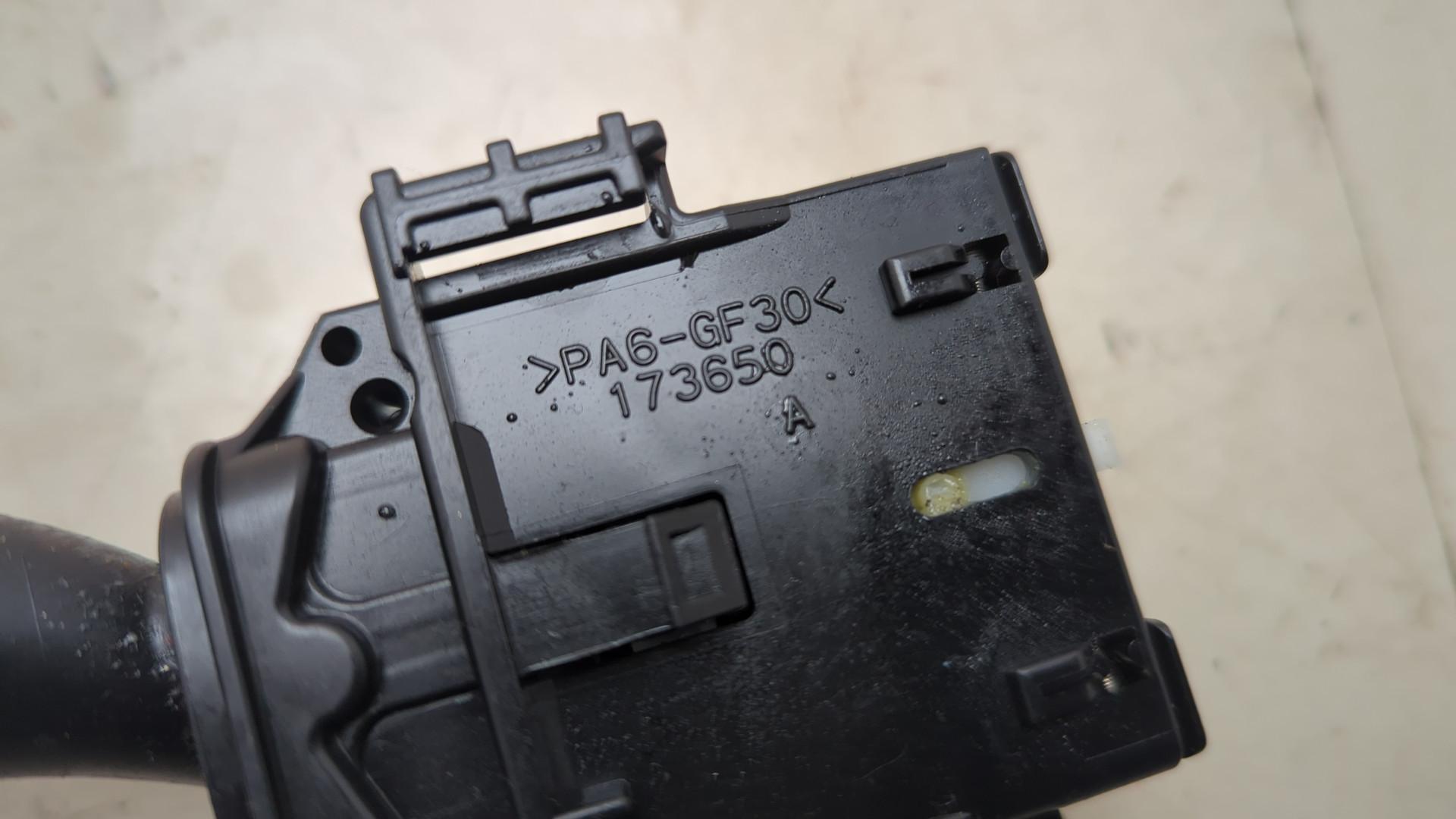 Переключатель поворотов подрулевой