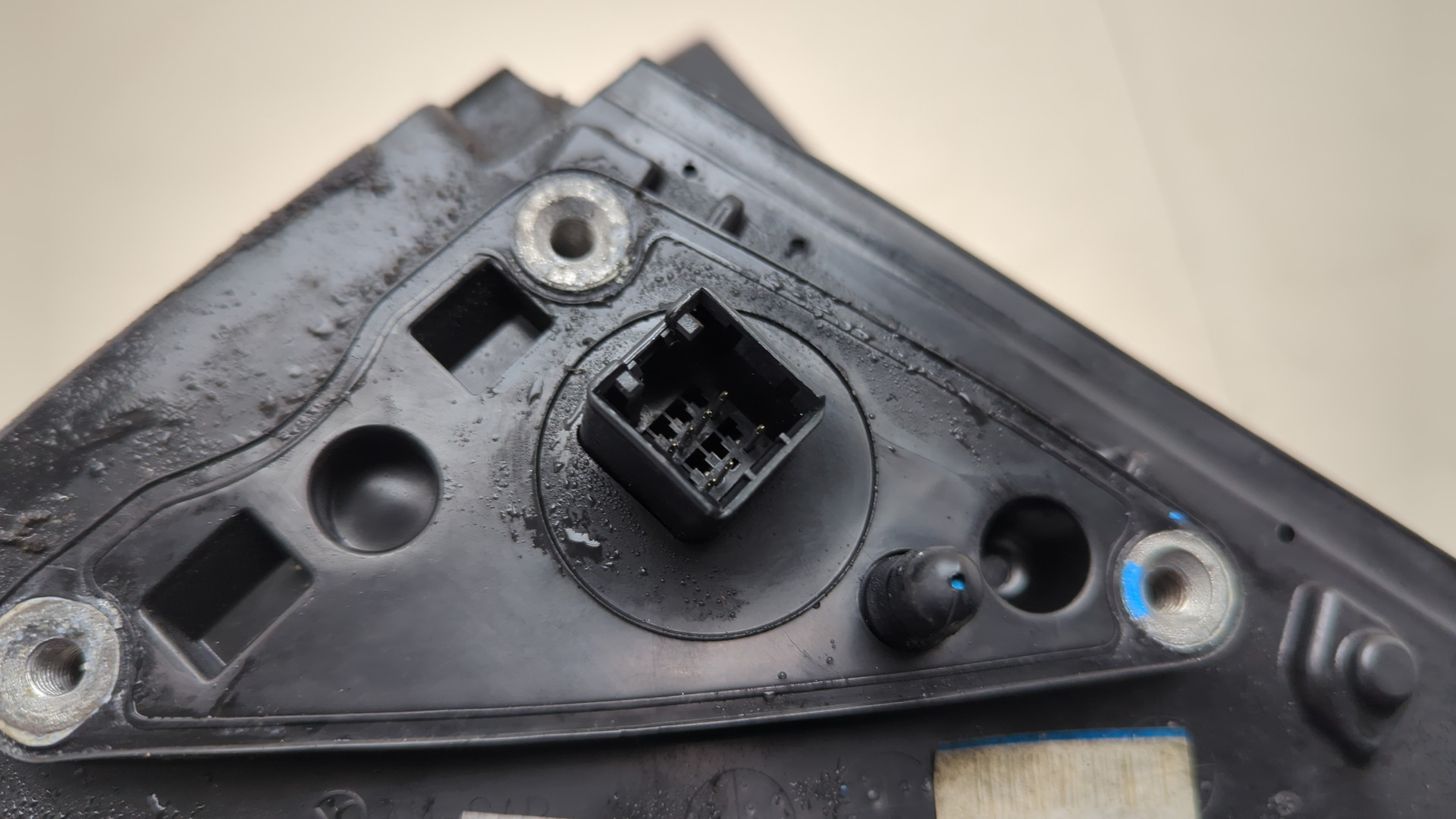 Зеркало левое электрическое