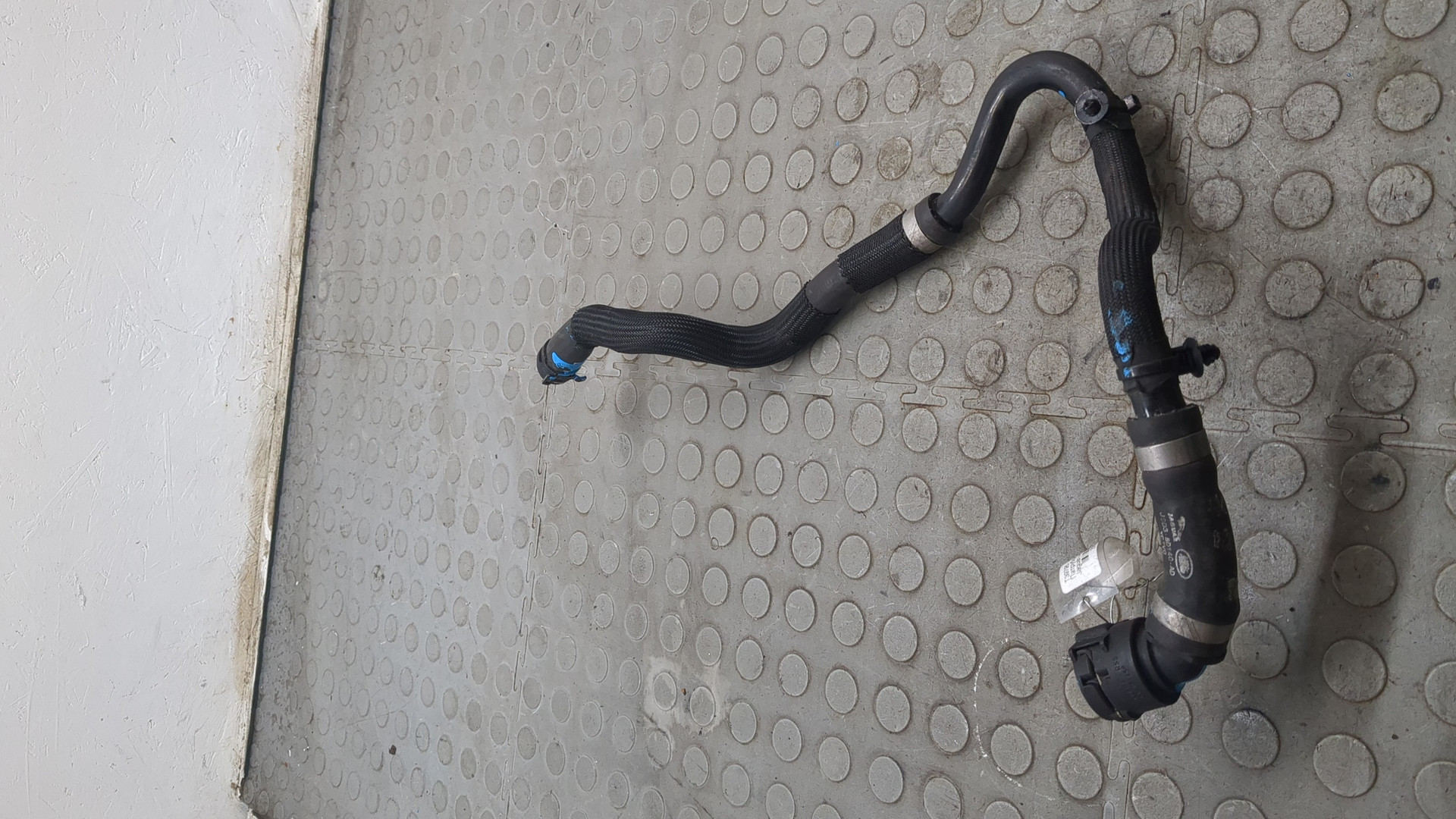 Шланг системы охлаждения