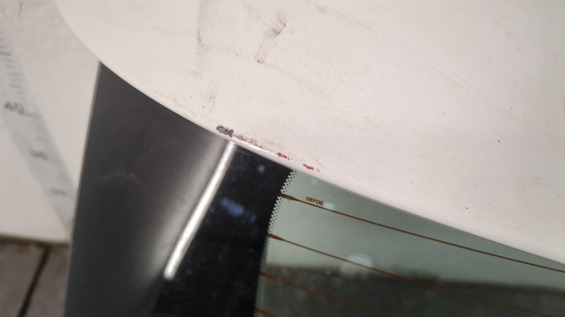 Дверь багажника