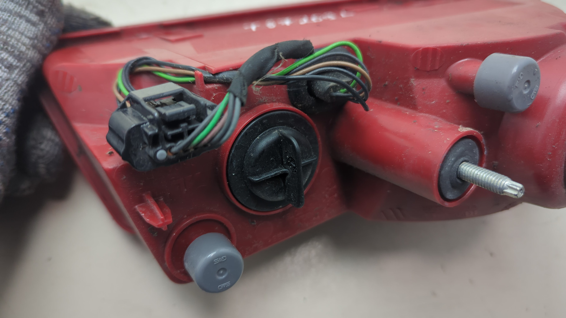 Фонарь задний внутренний правый