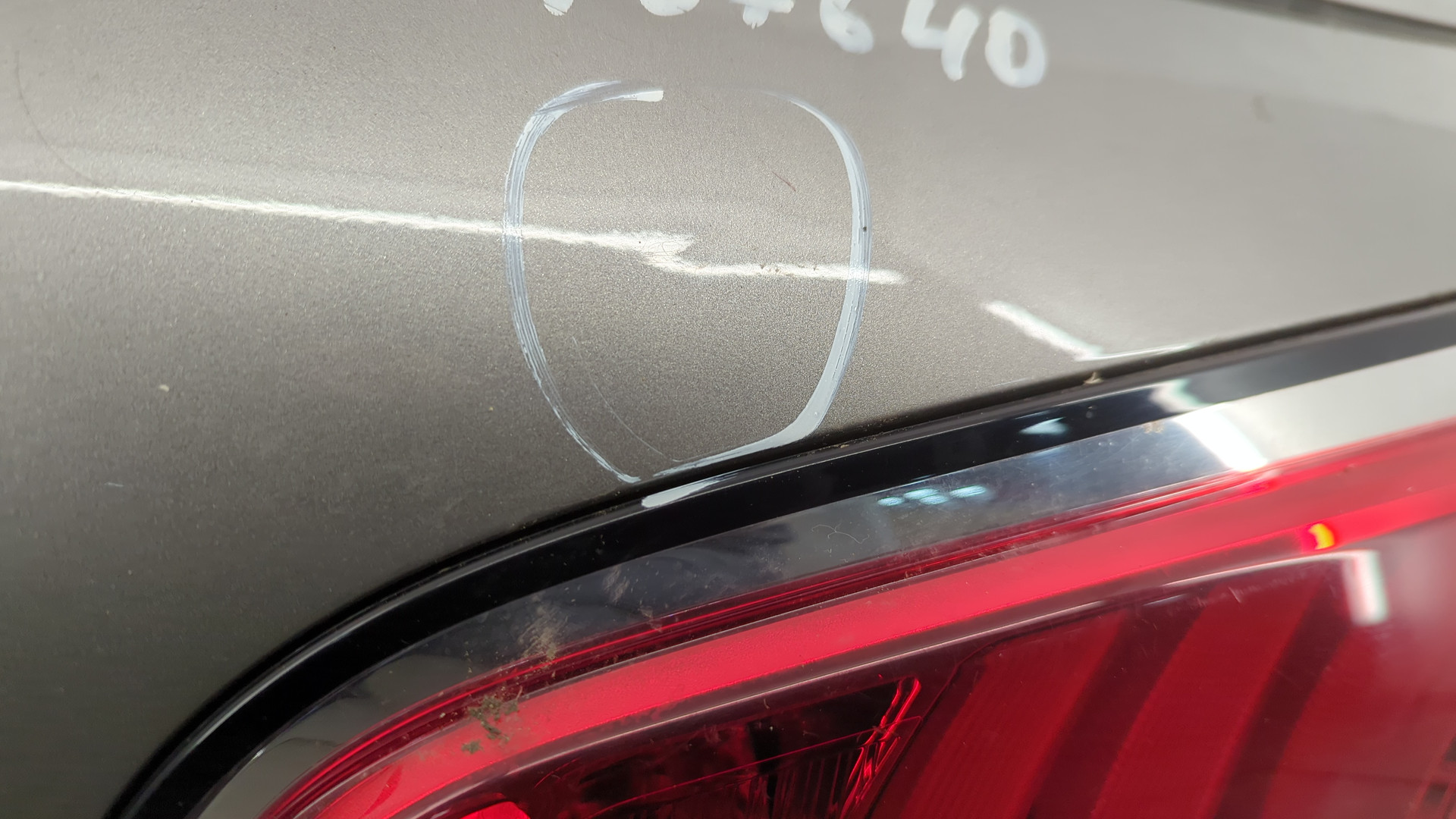 Дверь багажника