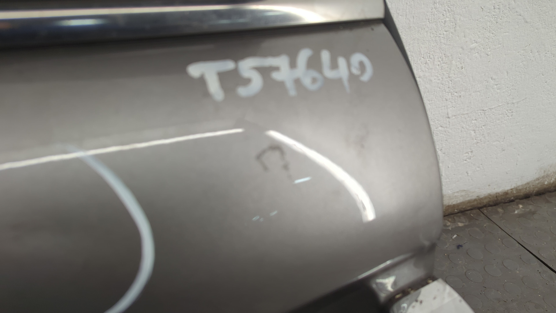 Дверь багажника