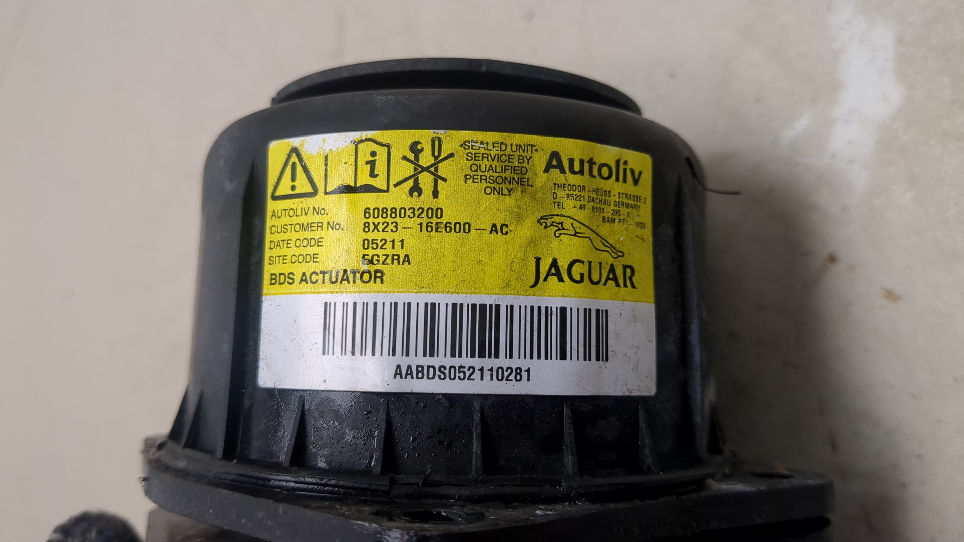 Подушка безопасности пассажирская (в торпедо)