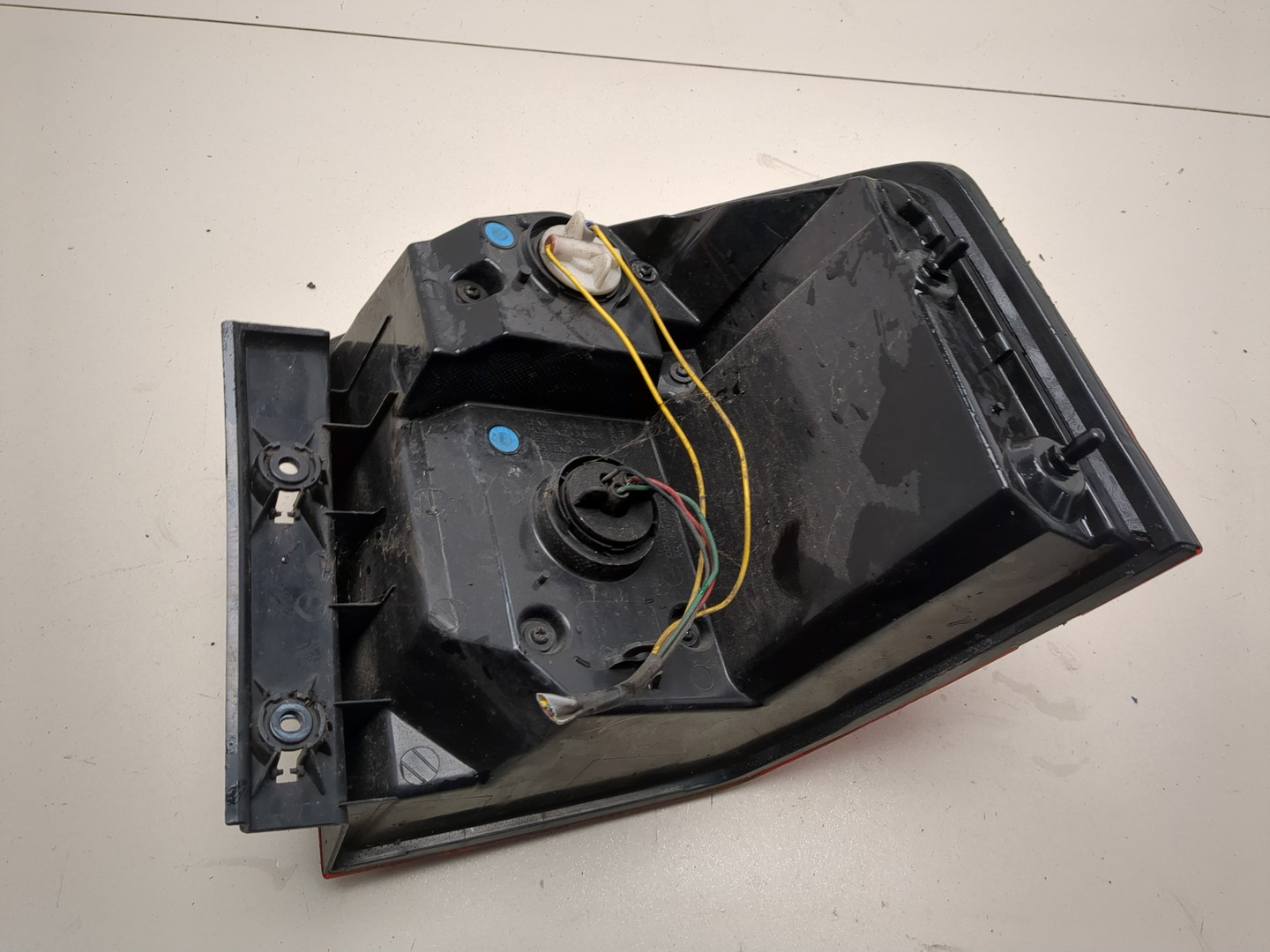 Фонарь задний левый