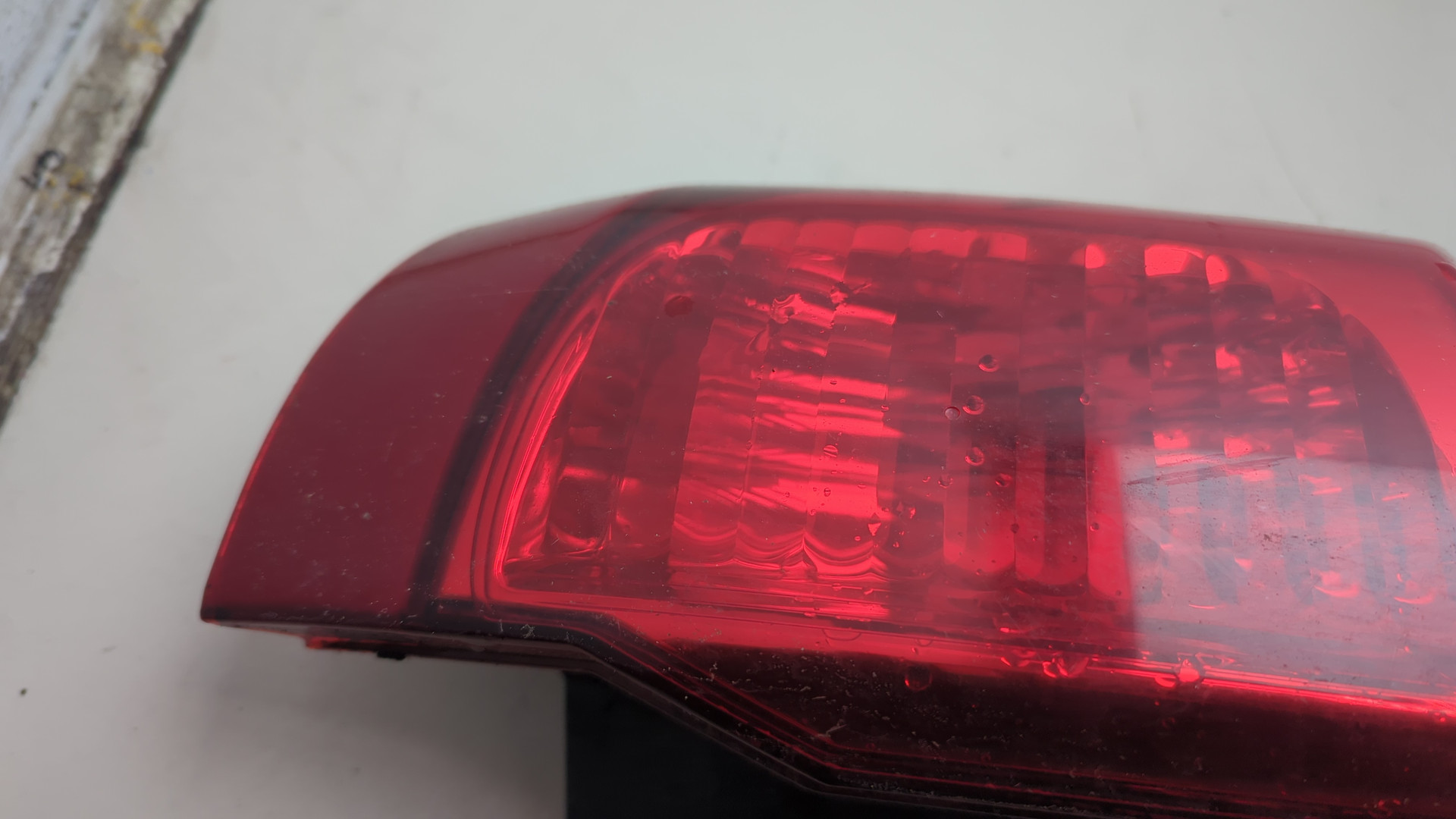 Фонарь задний левый