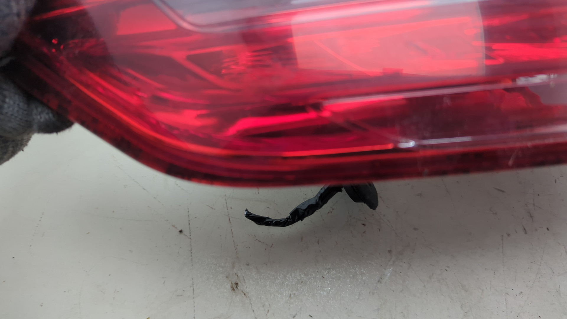 Фонарь задний левый