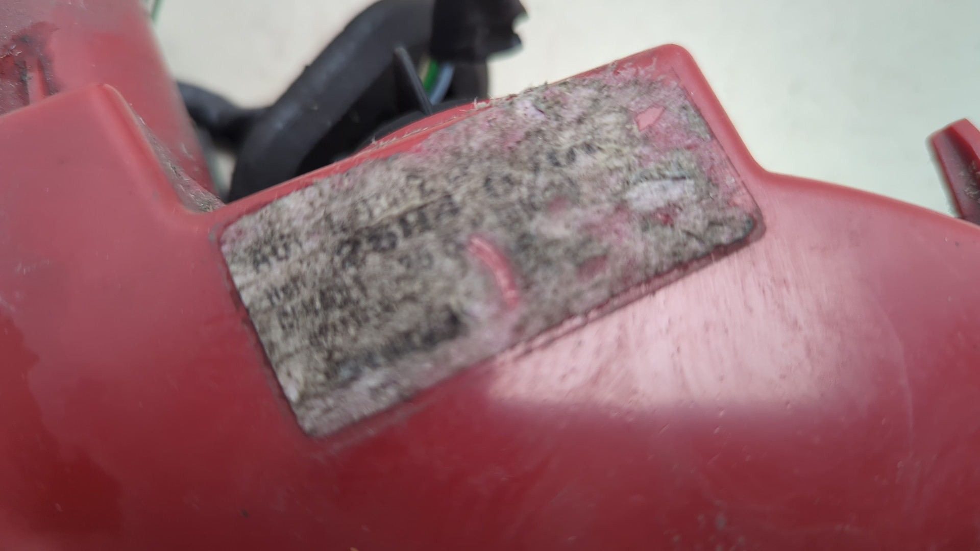 Фонарь задний левый