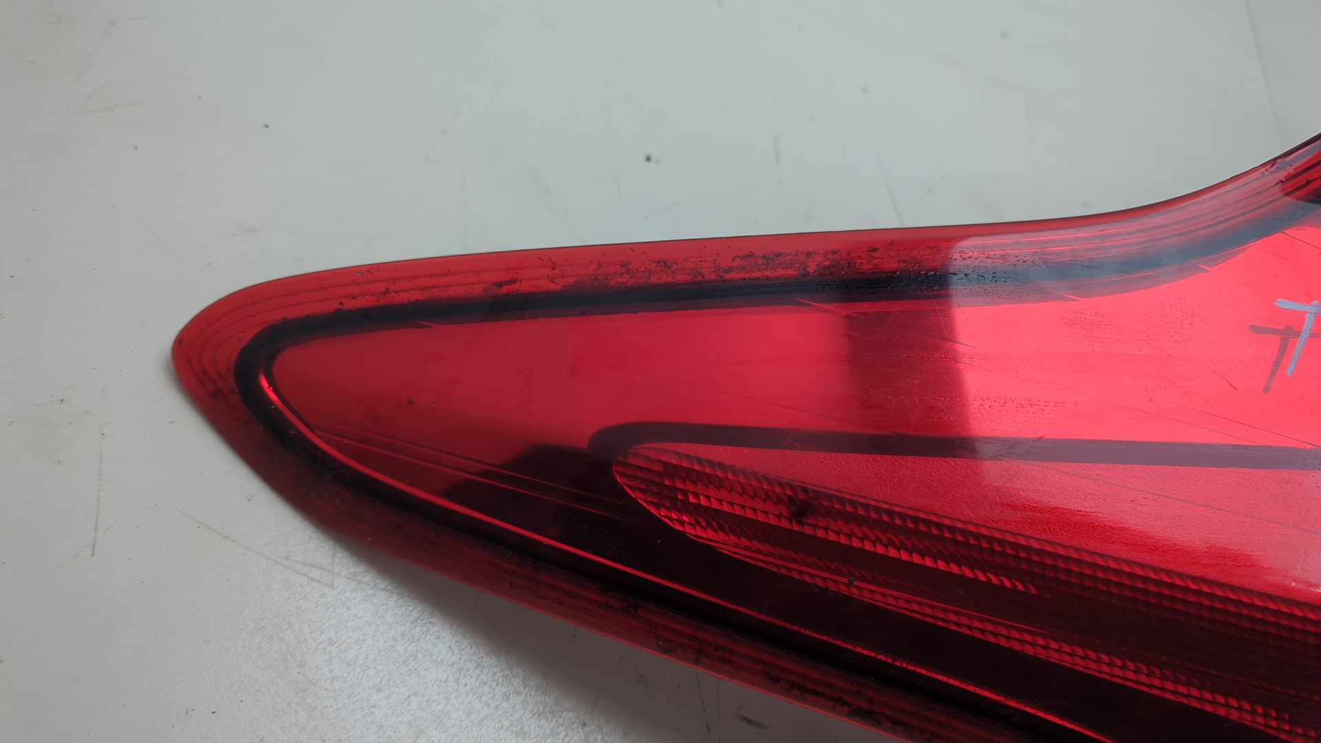 Фонарь задний левый