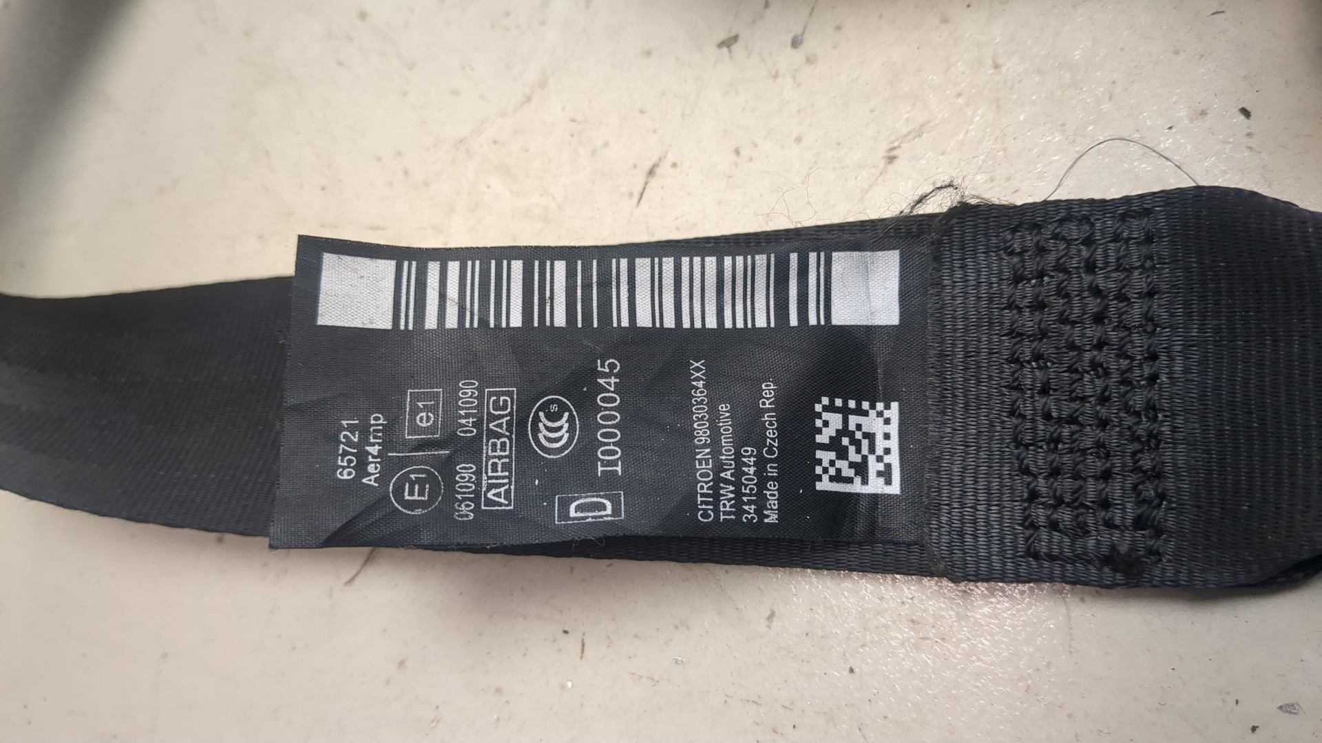 Ремень безопасности