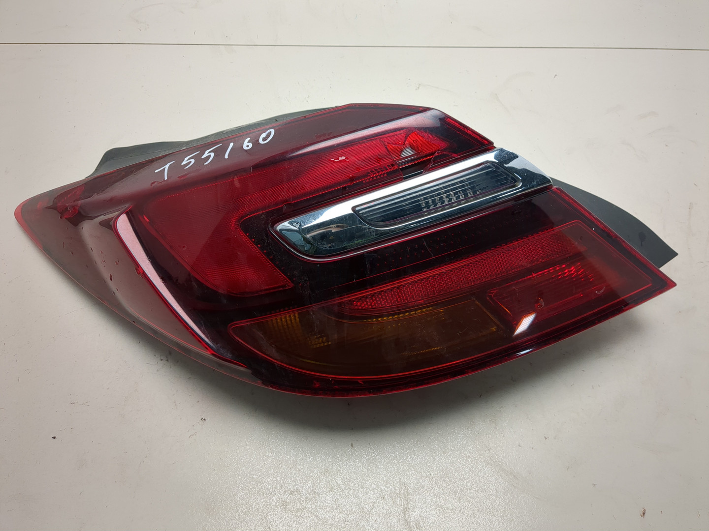 Фонарь задний левый