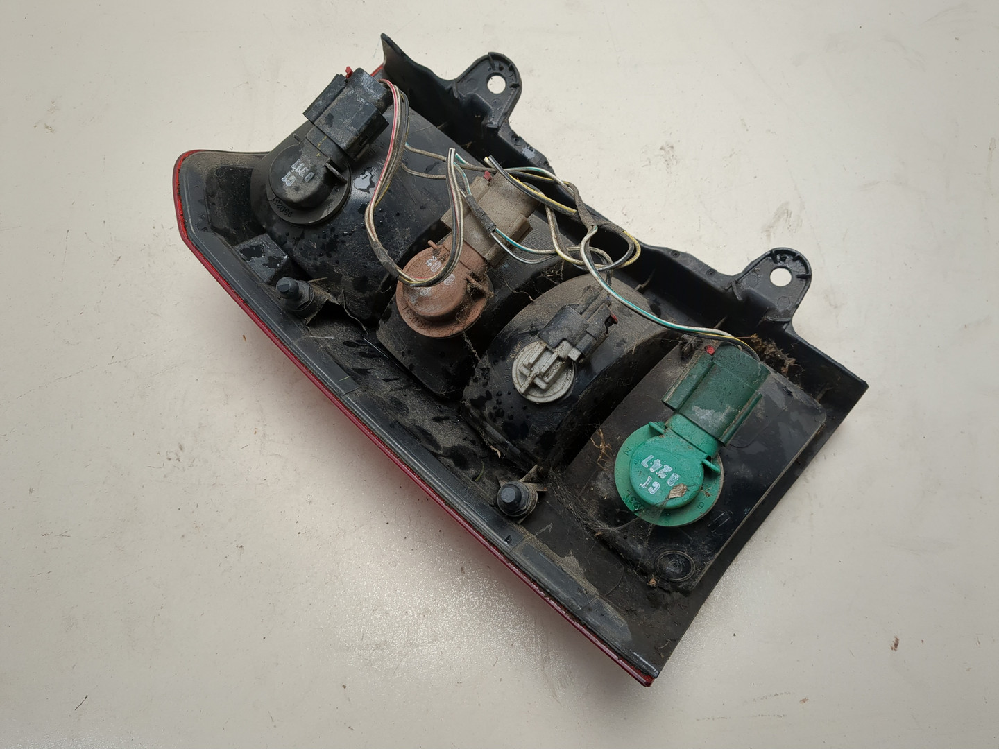 Фонарь задний правый