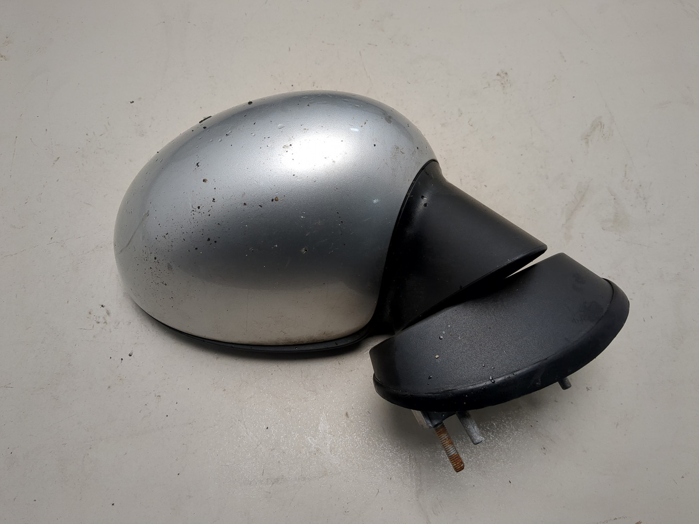 Зеркало правое электрическое