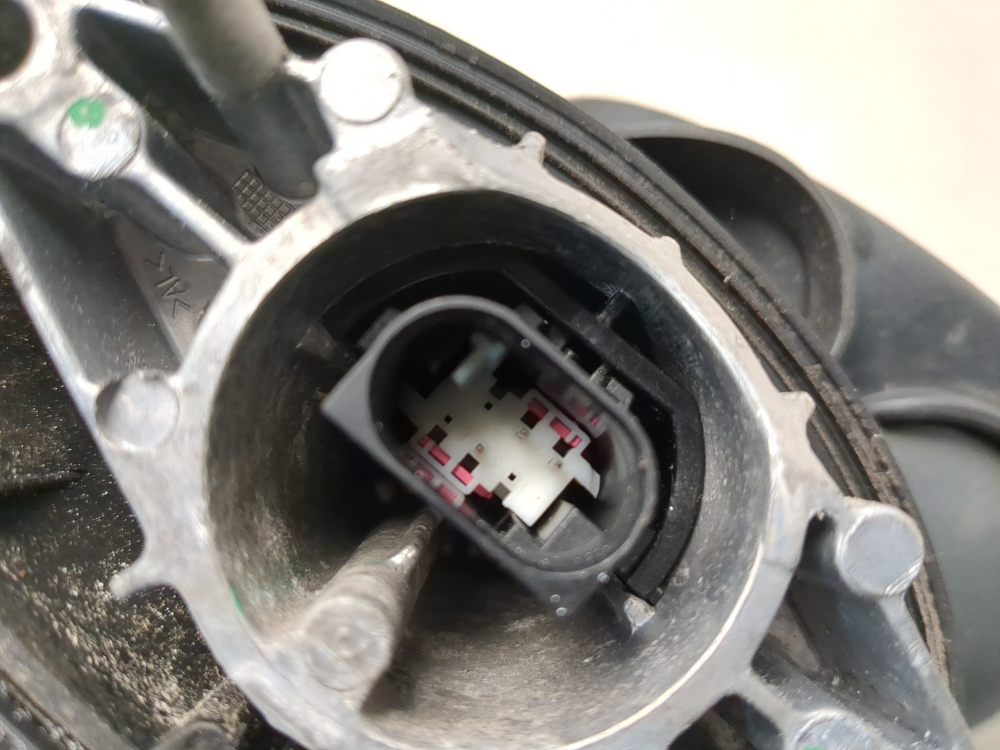 Зеркало правое электрическое