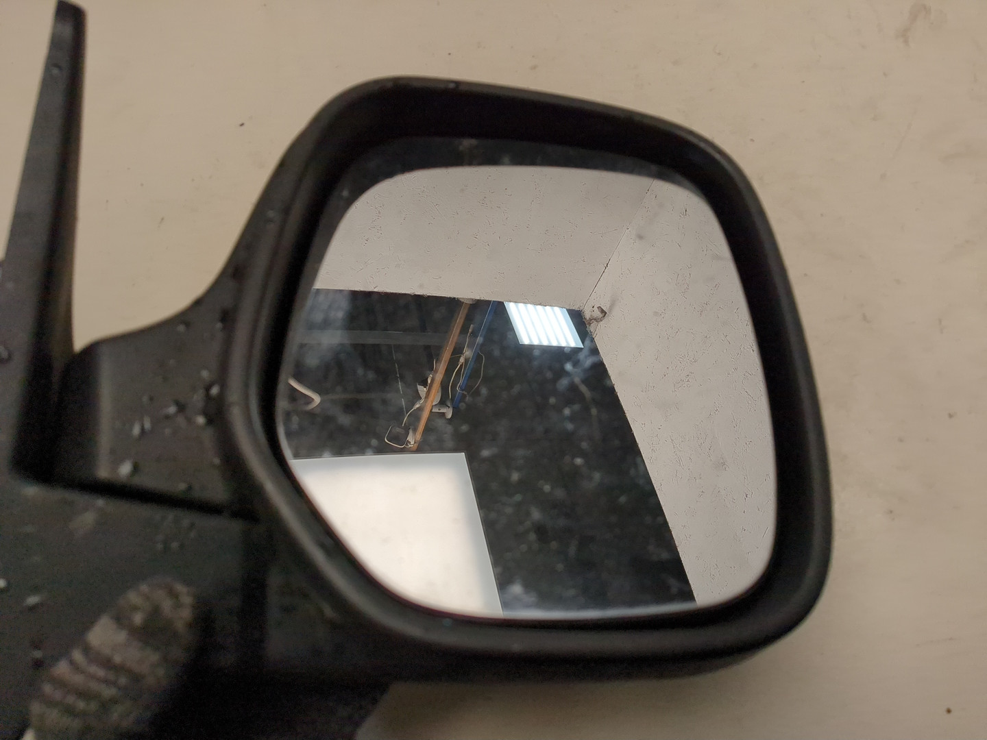 Зеркало правое электрическое