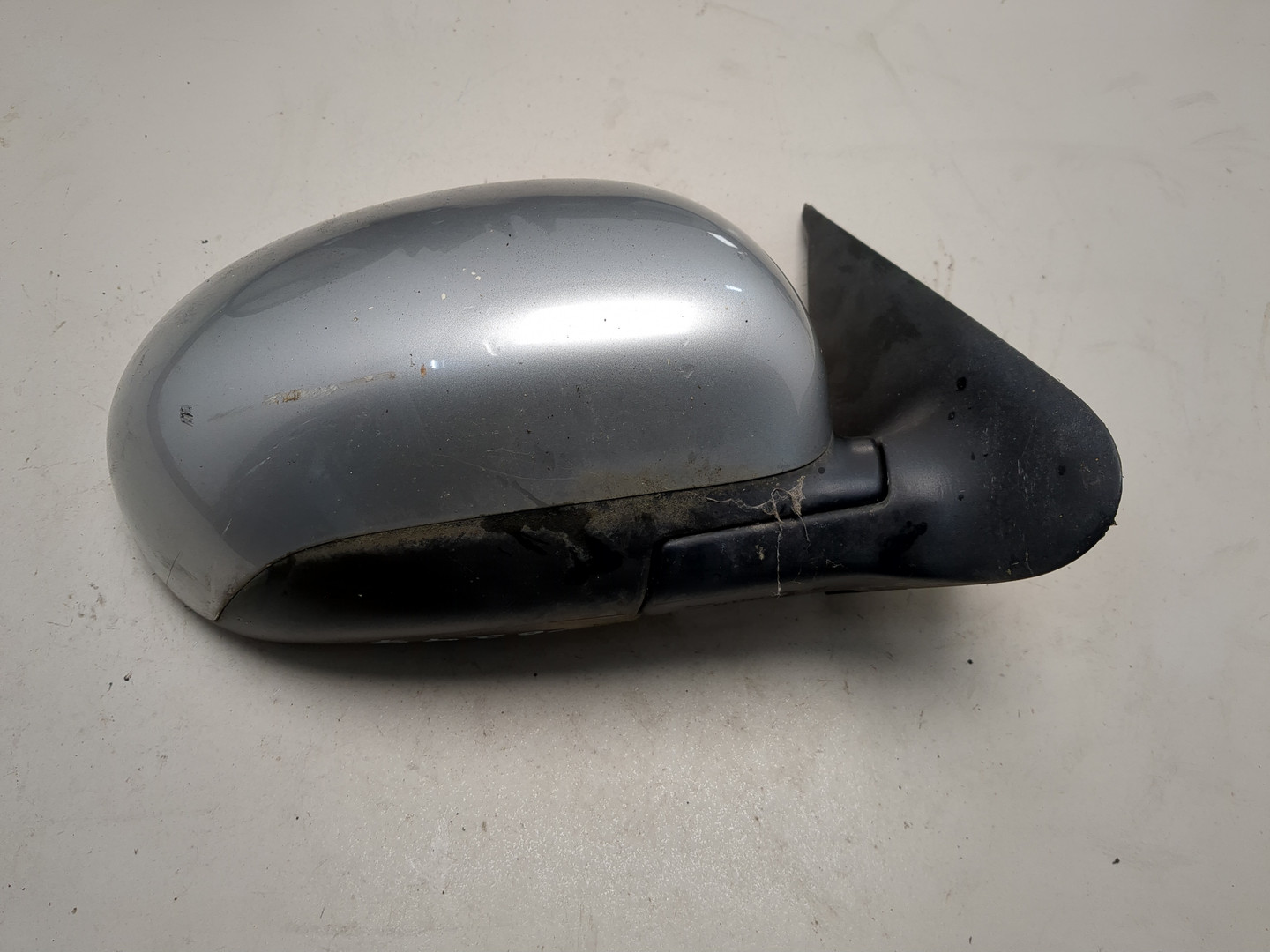 Зеркало правое электрическое