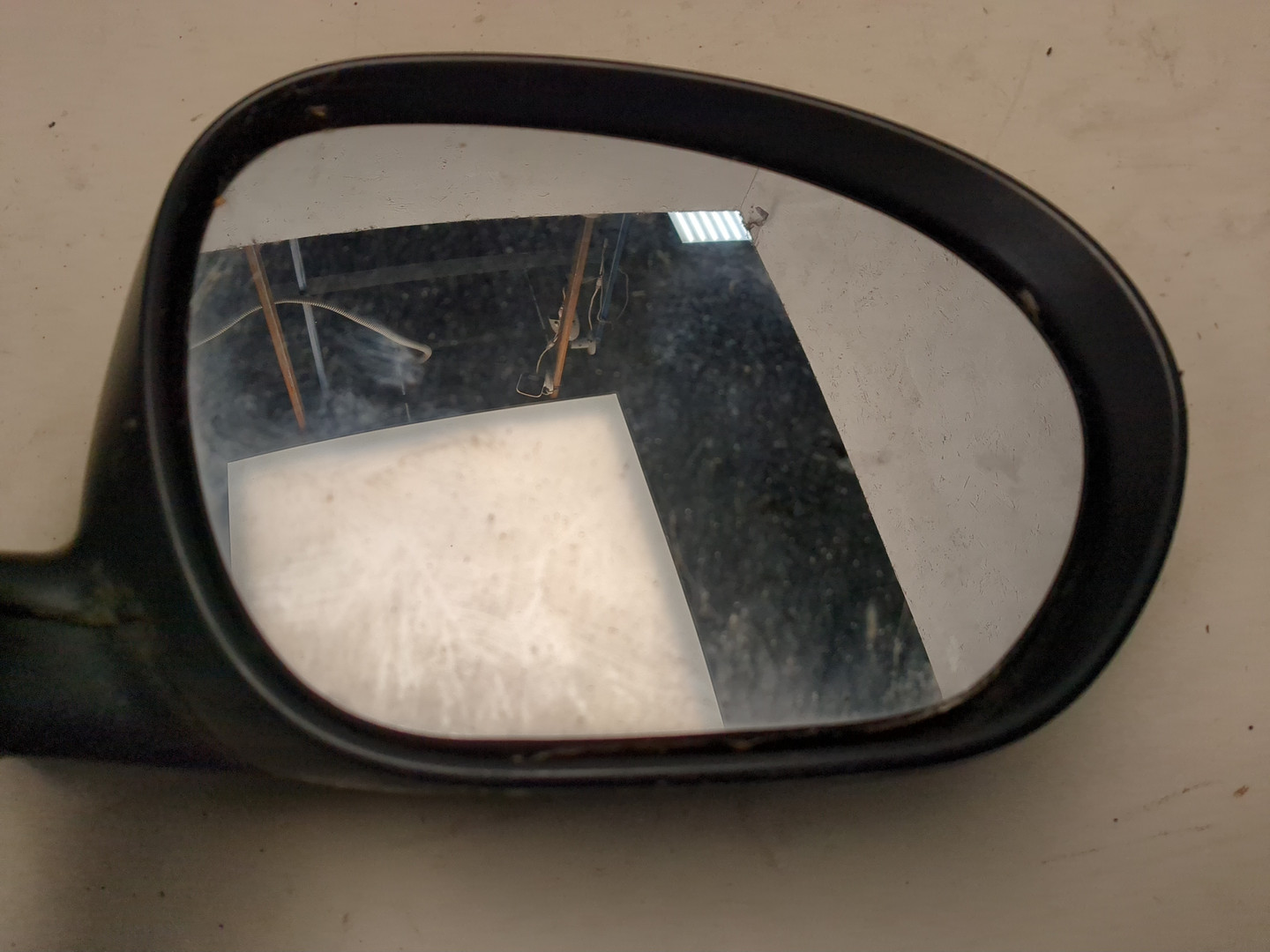 Зеркало правое электрическое