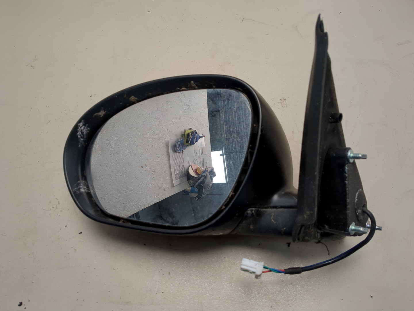 Зеркало левое электрическое