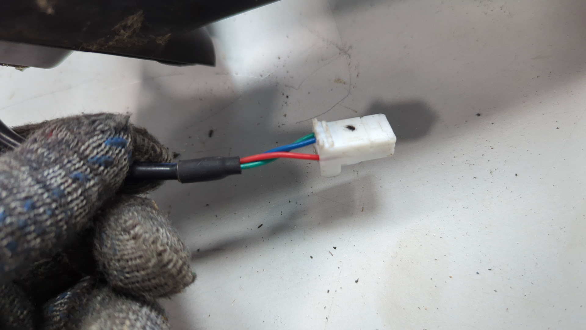 Зеркало левое электрическое