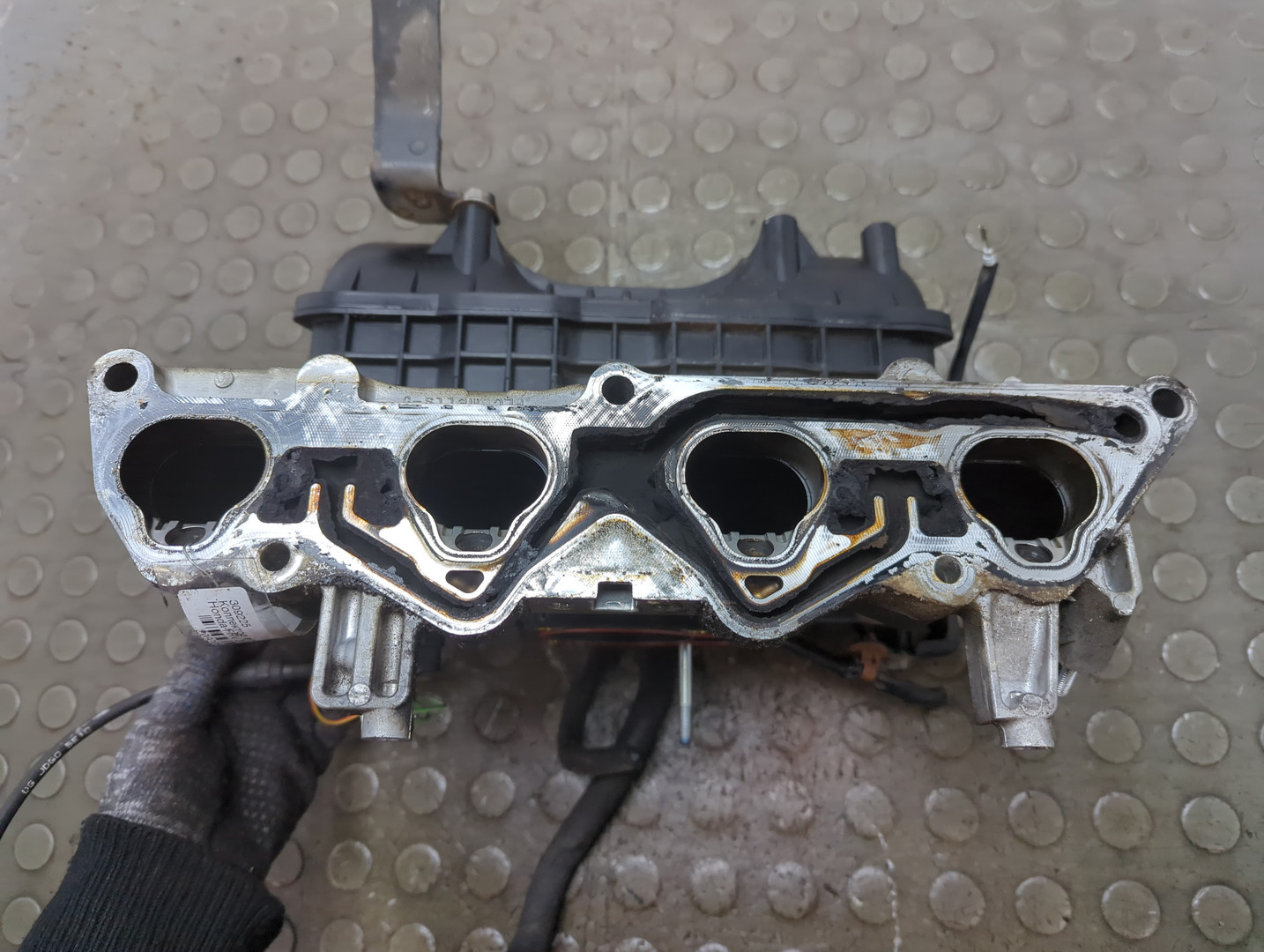 Коллектор впускной