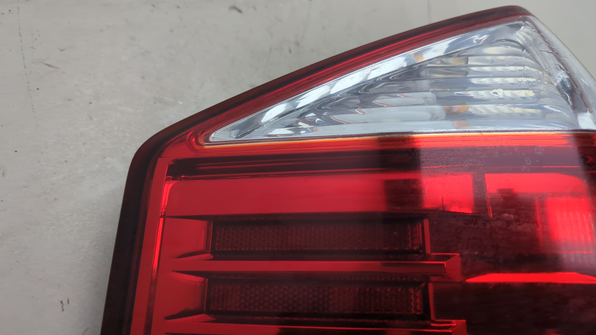 Фонарь задний левый