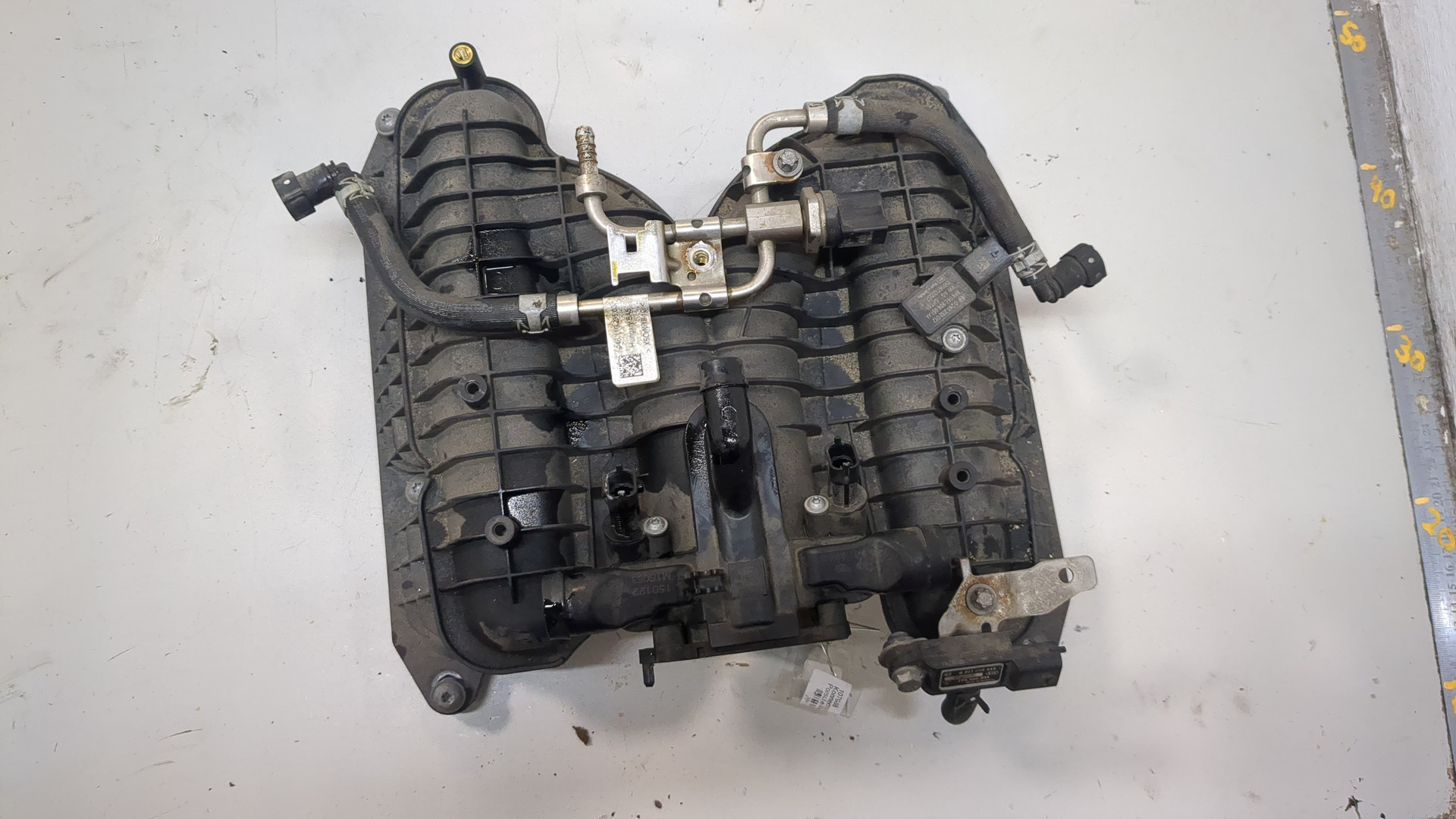 Коллектор впускной