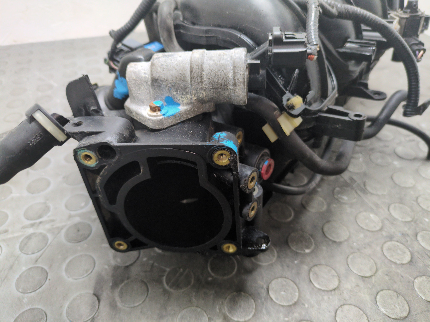 Коллектор впускной