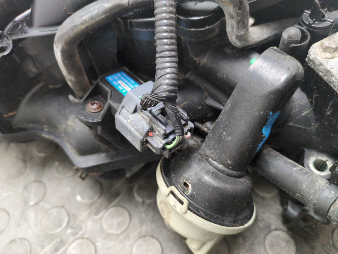 Коллектор впускной