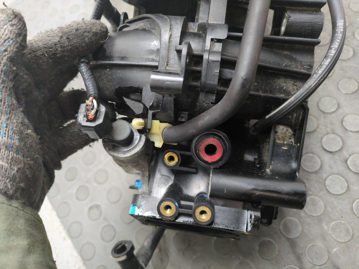 Коллектор впускной