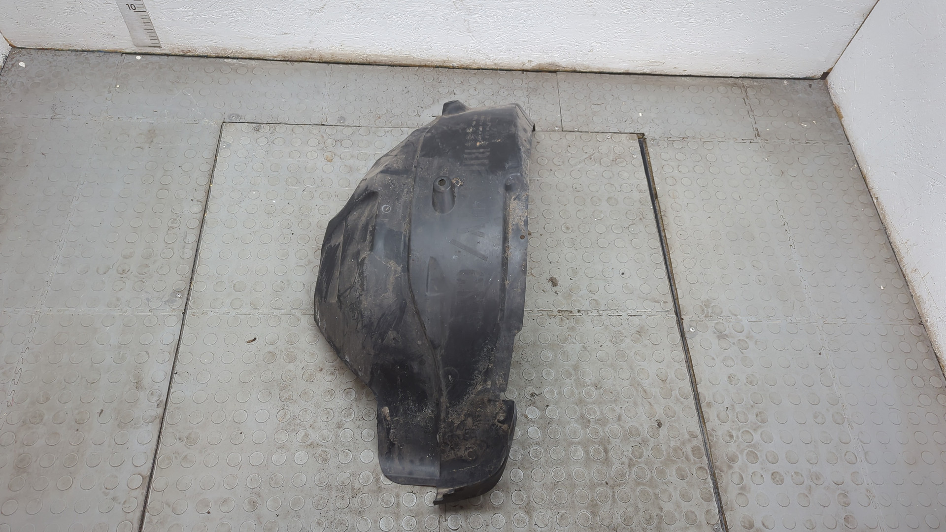 Локер передний правый