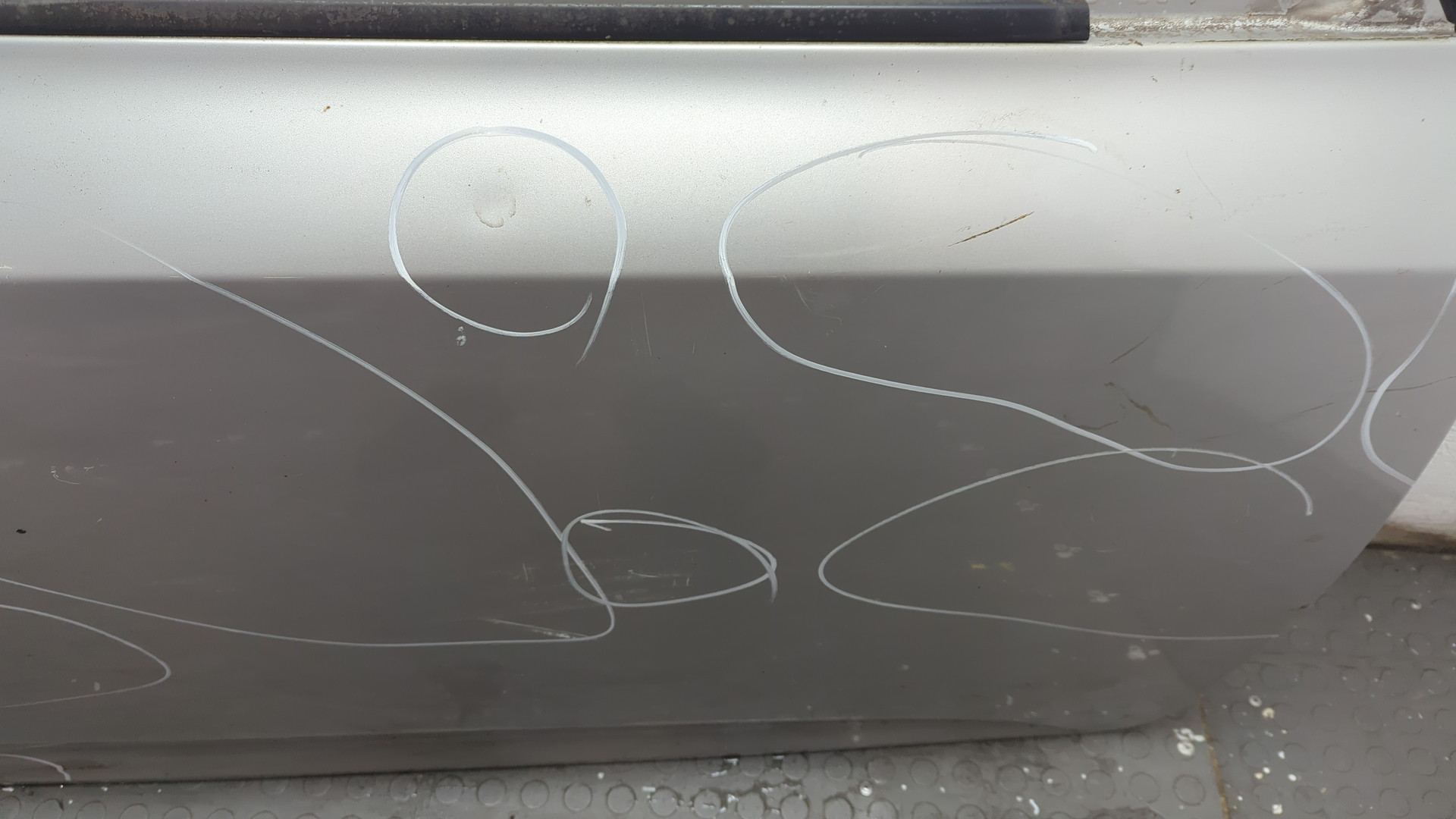 Дверь передняя правая