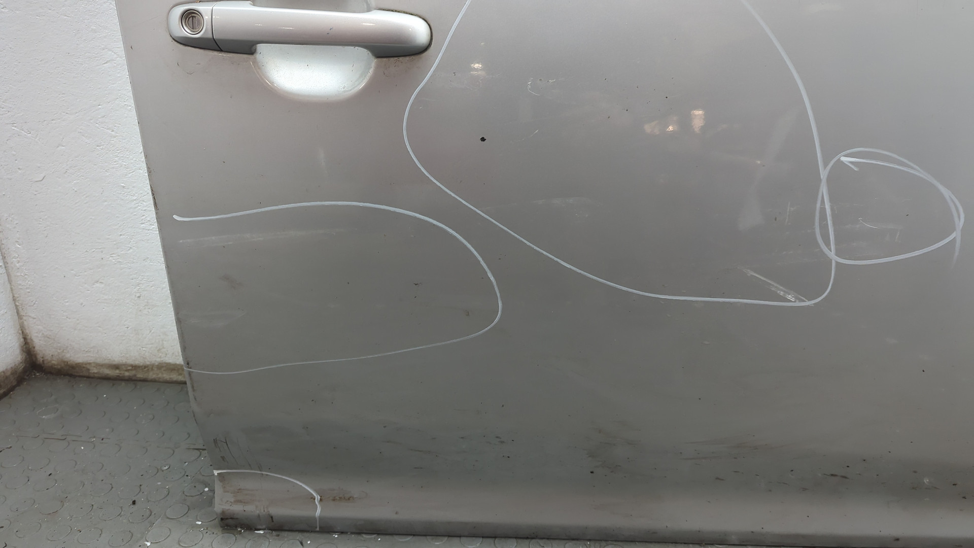 Дверь передняя правая